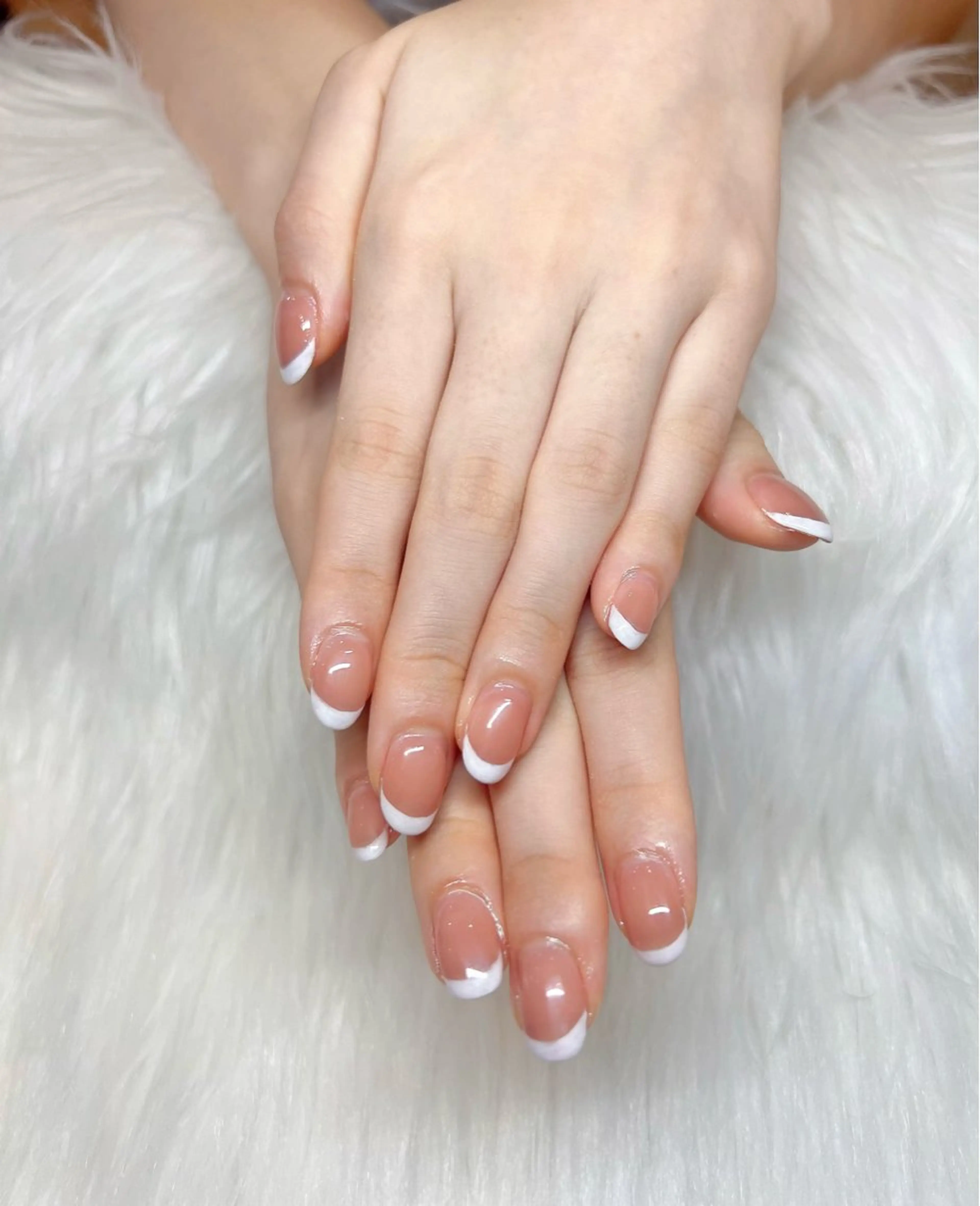 フレンチネイル💅ベスカラーとフレンチカラー選べます🩷2000色用意しております♪の写真