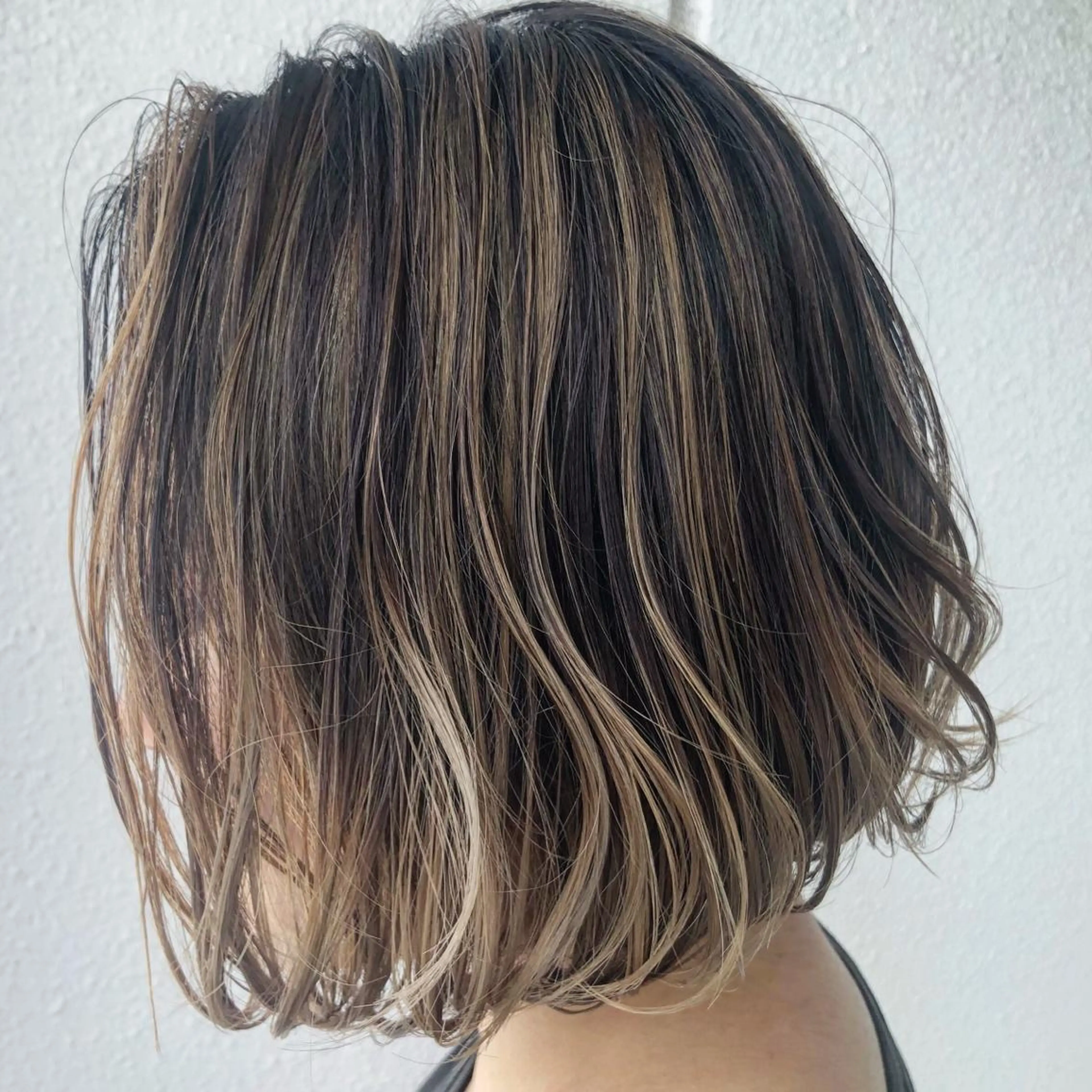 ショート カラー グラデーションカラー ハイライトカラー ハイライト かわさき ともやのヘアスタイル