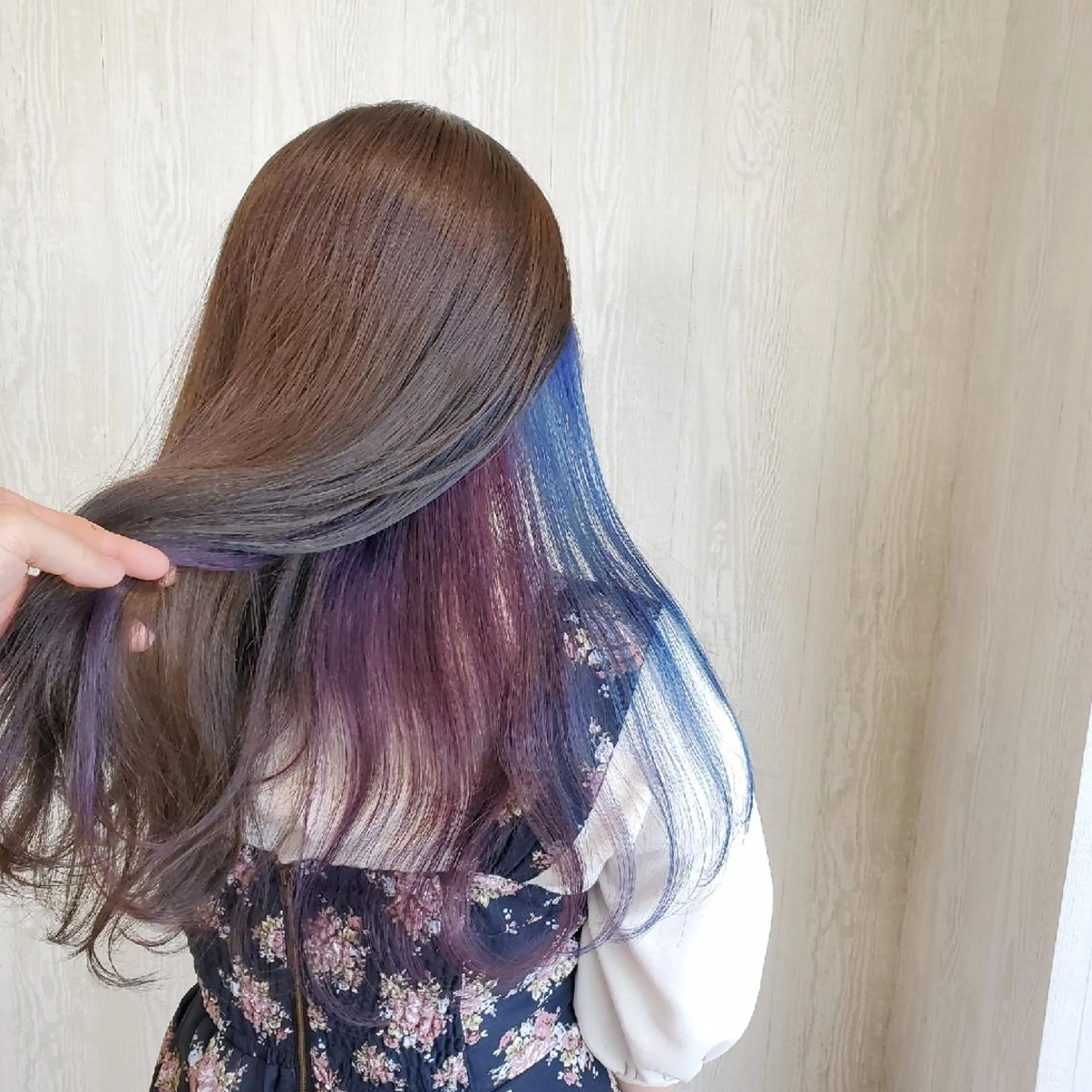 セミロング カラー ベージュカラー ブルーカラー ブラウンカラー ブラウンベージュ ダークブラウン ヘアカラー トリートメント レイヤーカット/ ウルフカット/大橋 のヘアスタイル