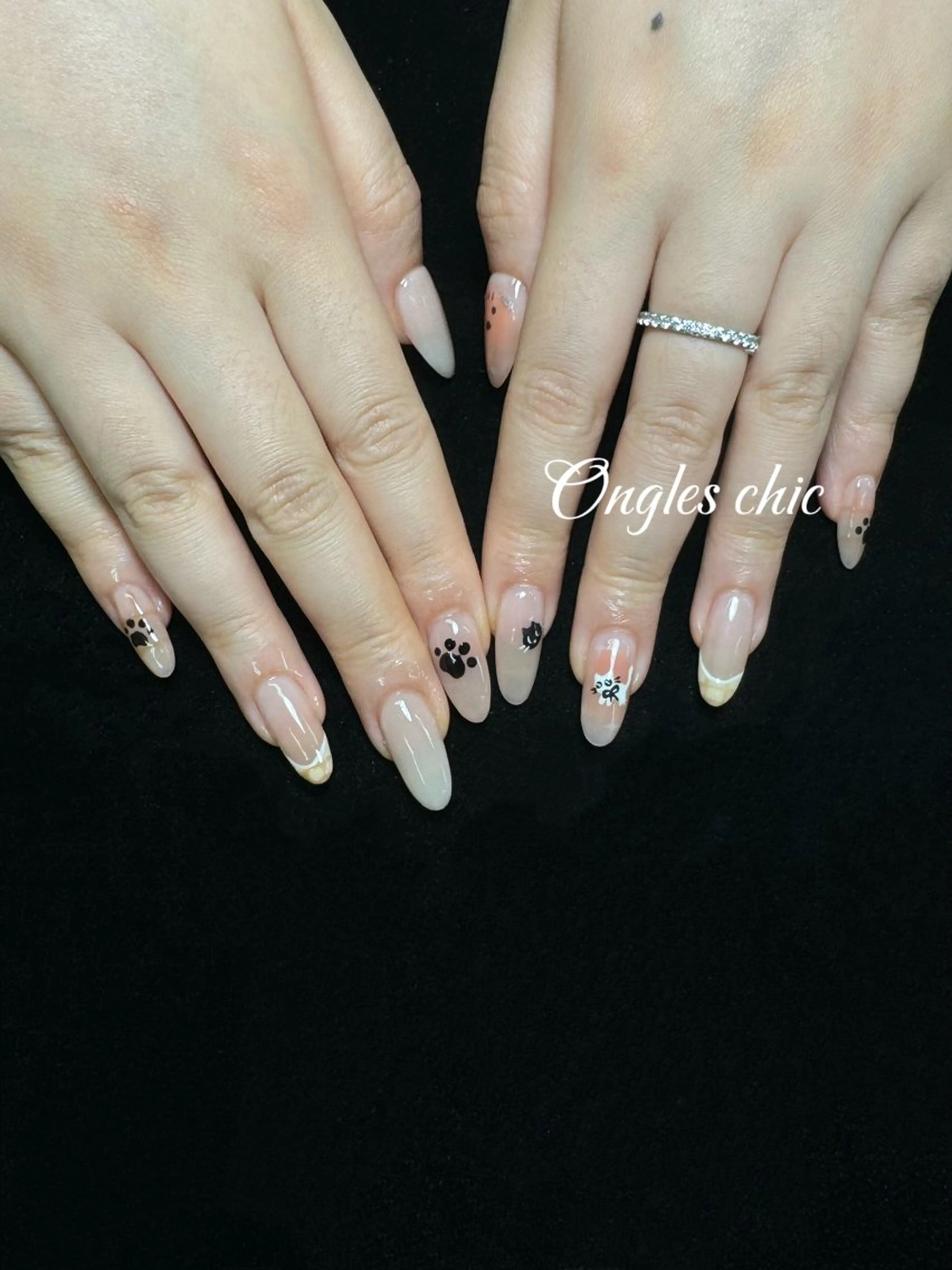 ネイル ハンドネイル ongles chicのネイルデザイン