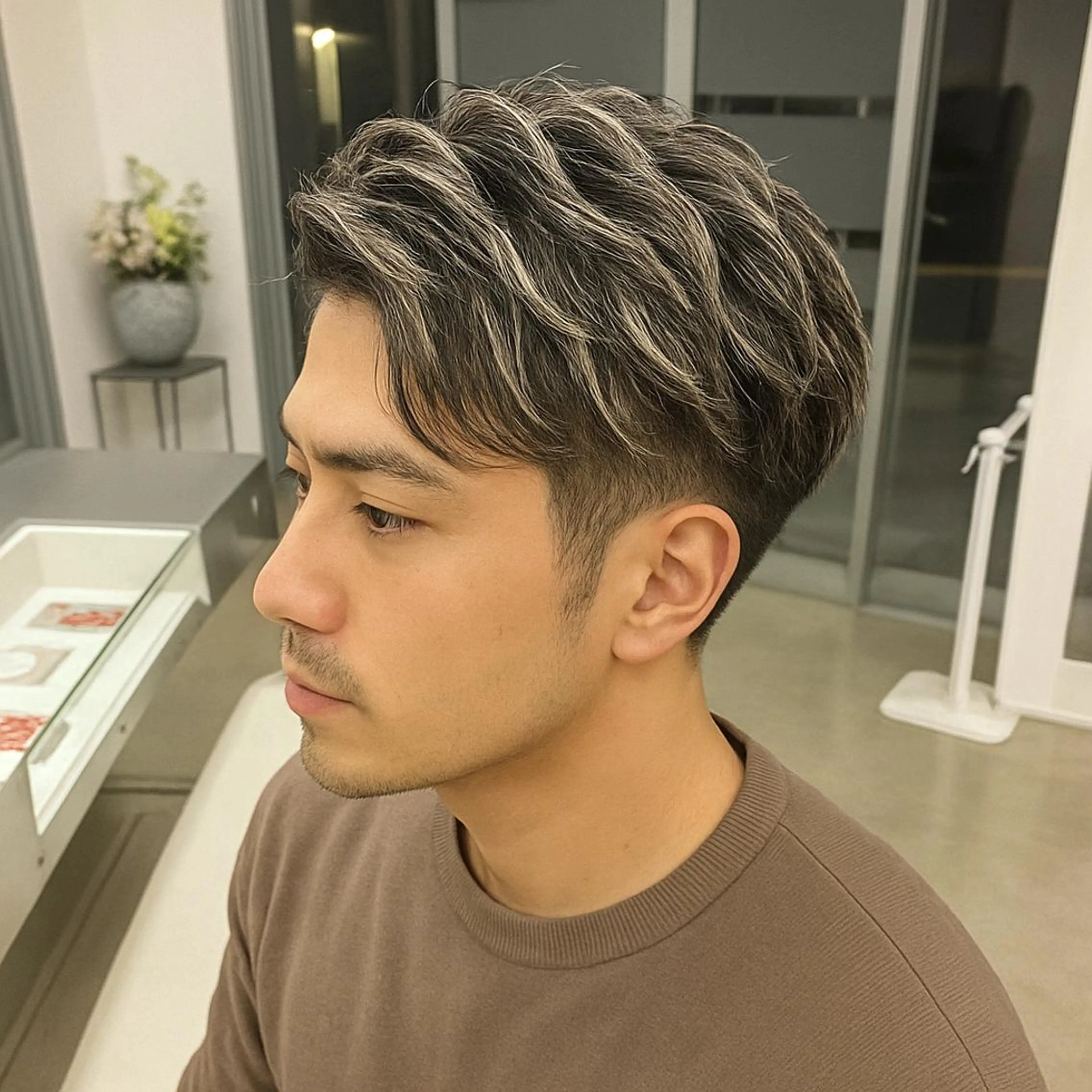 【メンズ限定】立体感メンズハイライトカラー｜透明感＆動きのあるスタイルにの写真