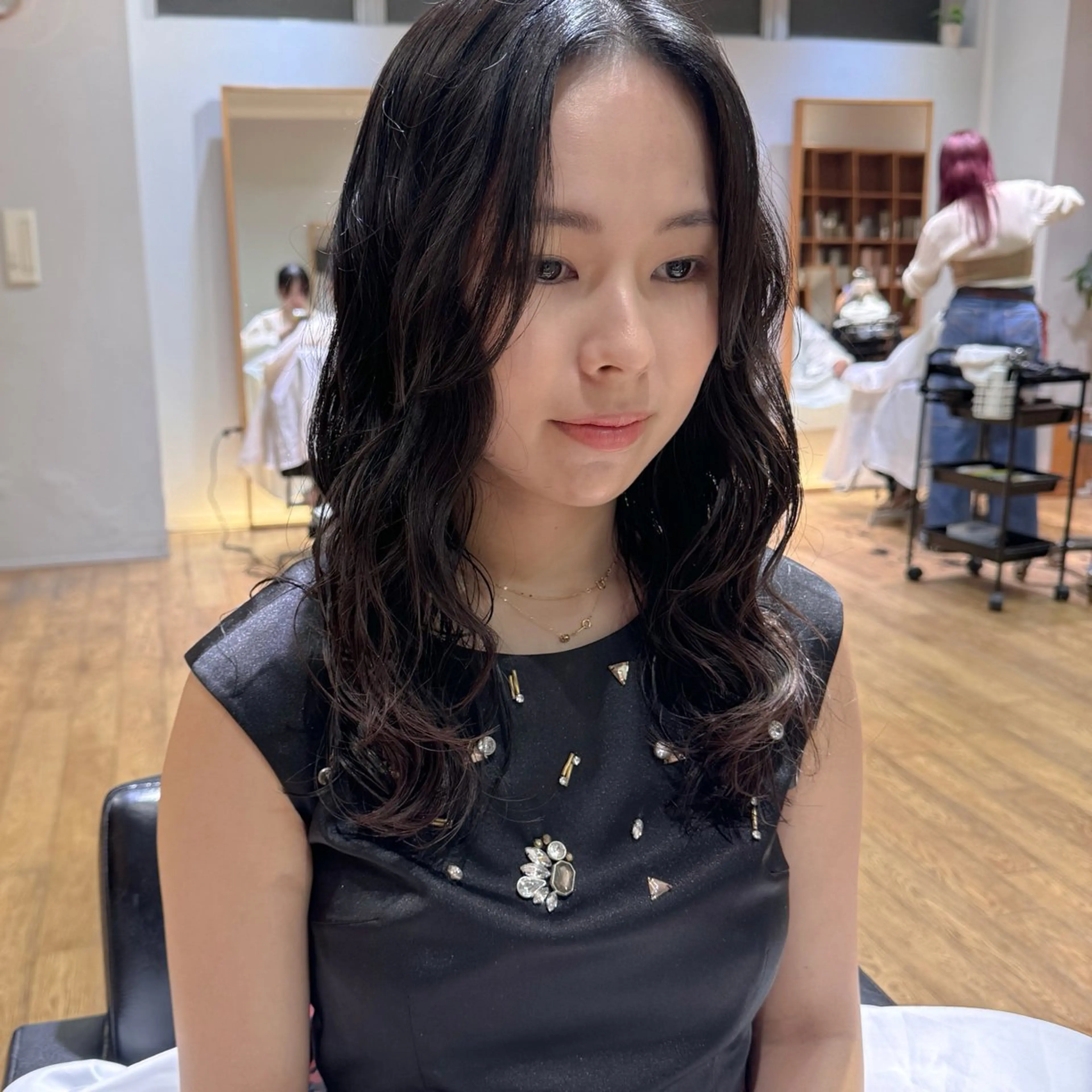 セミロング パーマ セミロングパーマ 大橋 芽衣のヘアスタイル