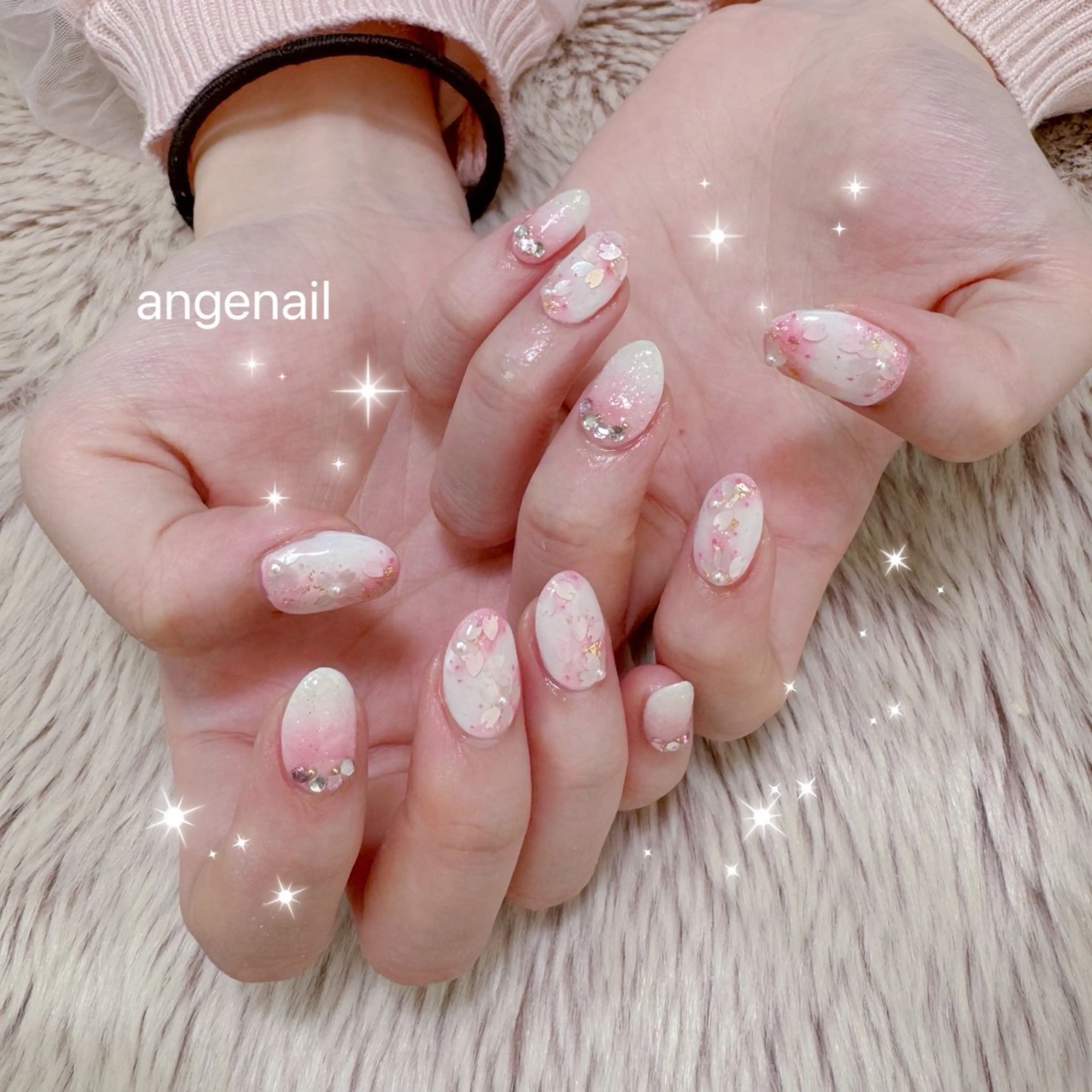 ネイル ハンドネイル オーナーネイリスト MAKIのネイルデザイン