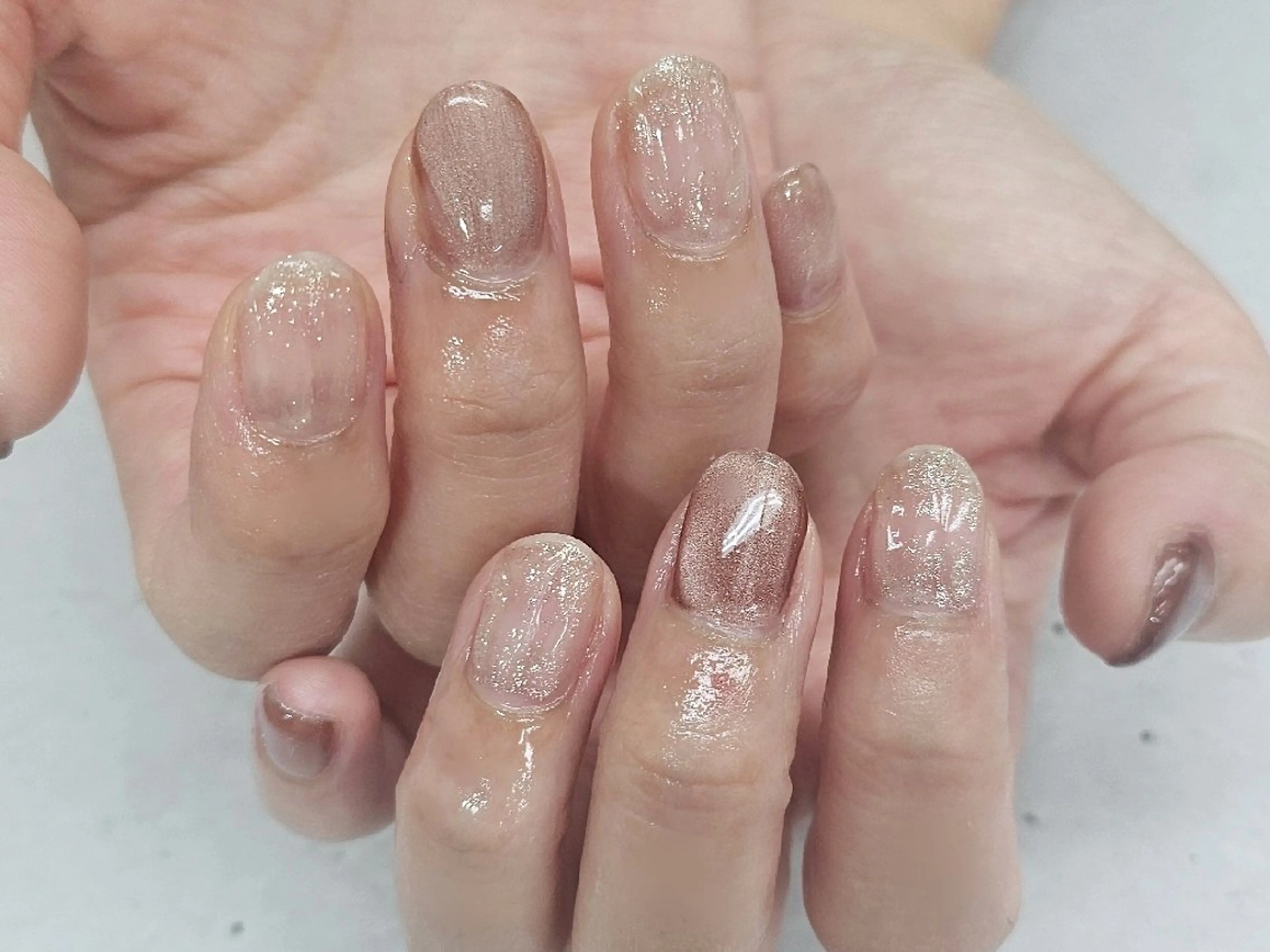 ネイル ブラウン マグネットネイル ニュアンスネイル Luire所属・NailSalon LuireYUUNAのネイルデザイン