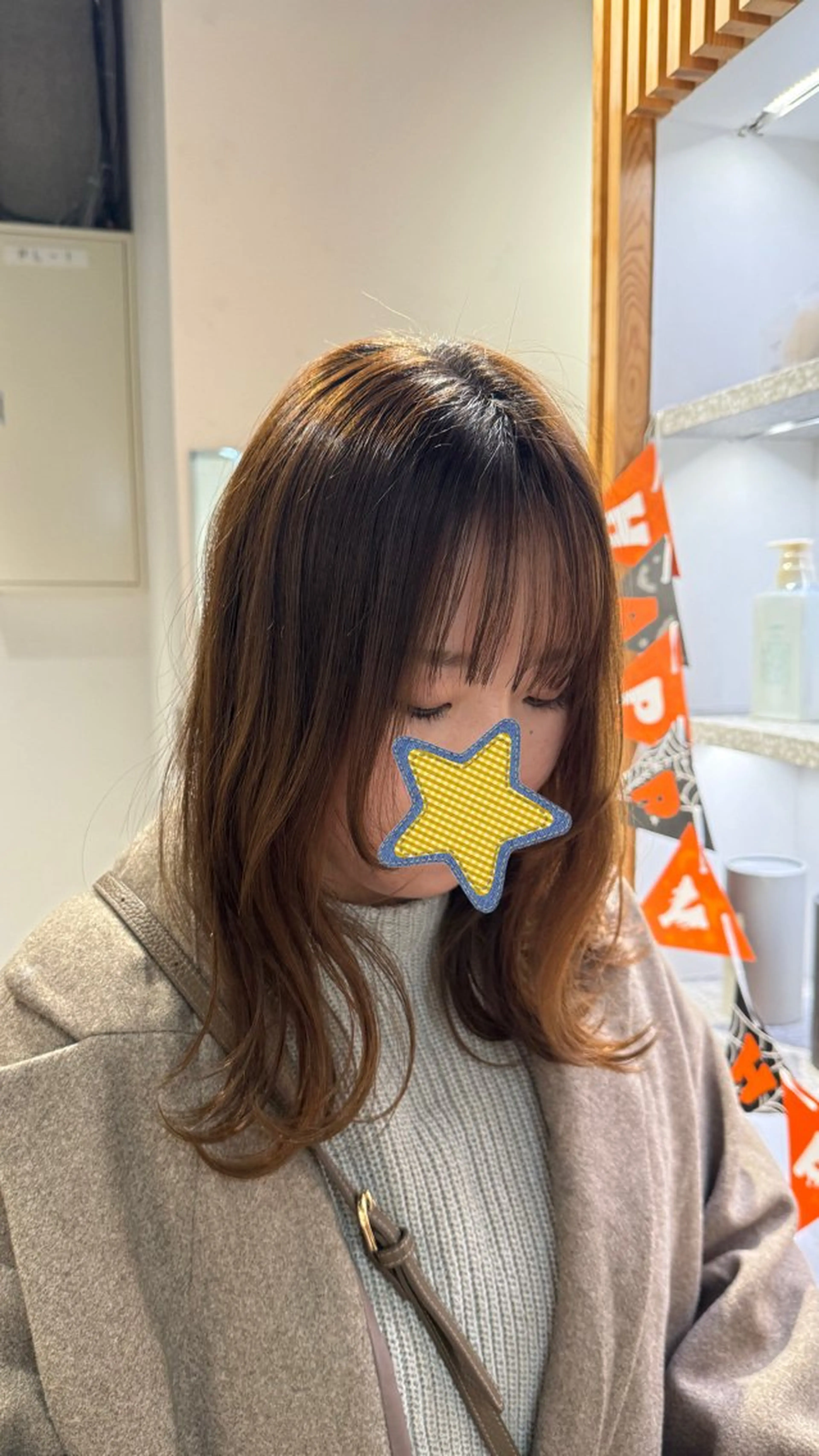 ミディアム カット トリートメント 🍓mito/ デザインカラー🍓のヘアスタイル