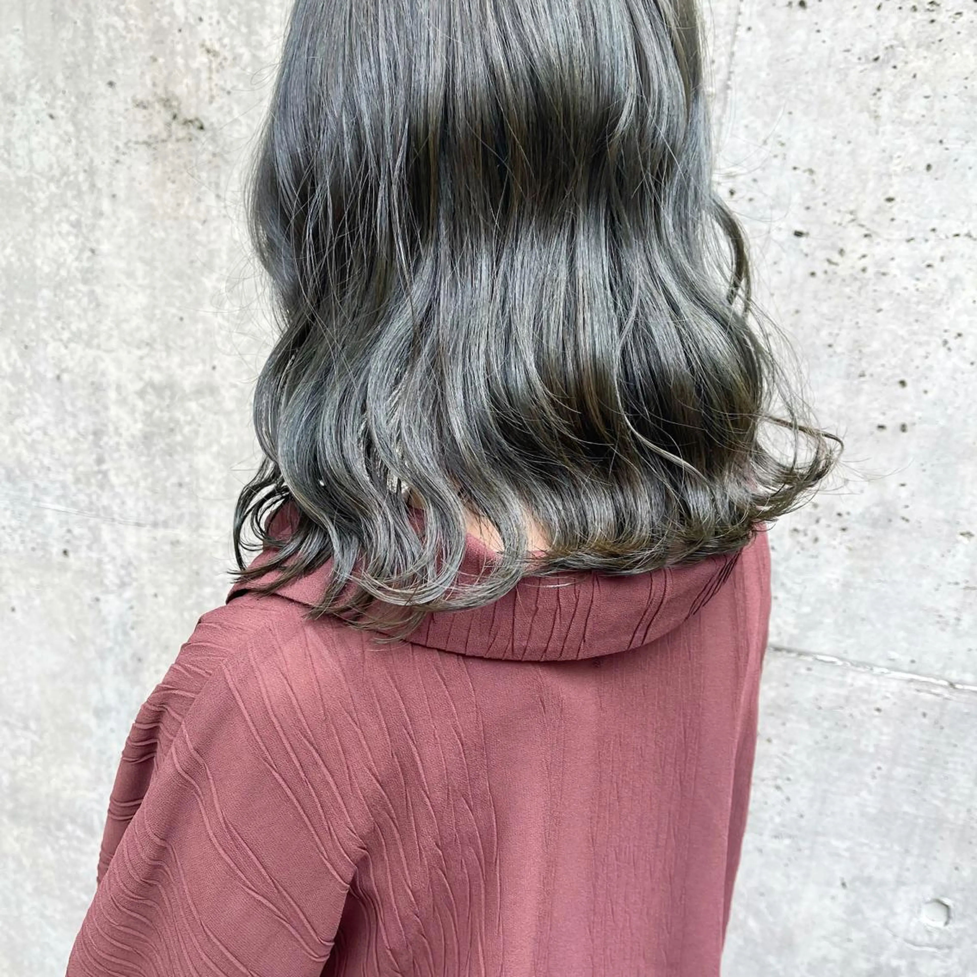 セミロング カラー カット ヘアカラー 🌷モテ髪推しカラー moe🐰🌷のヘアスタイル