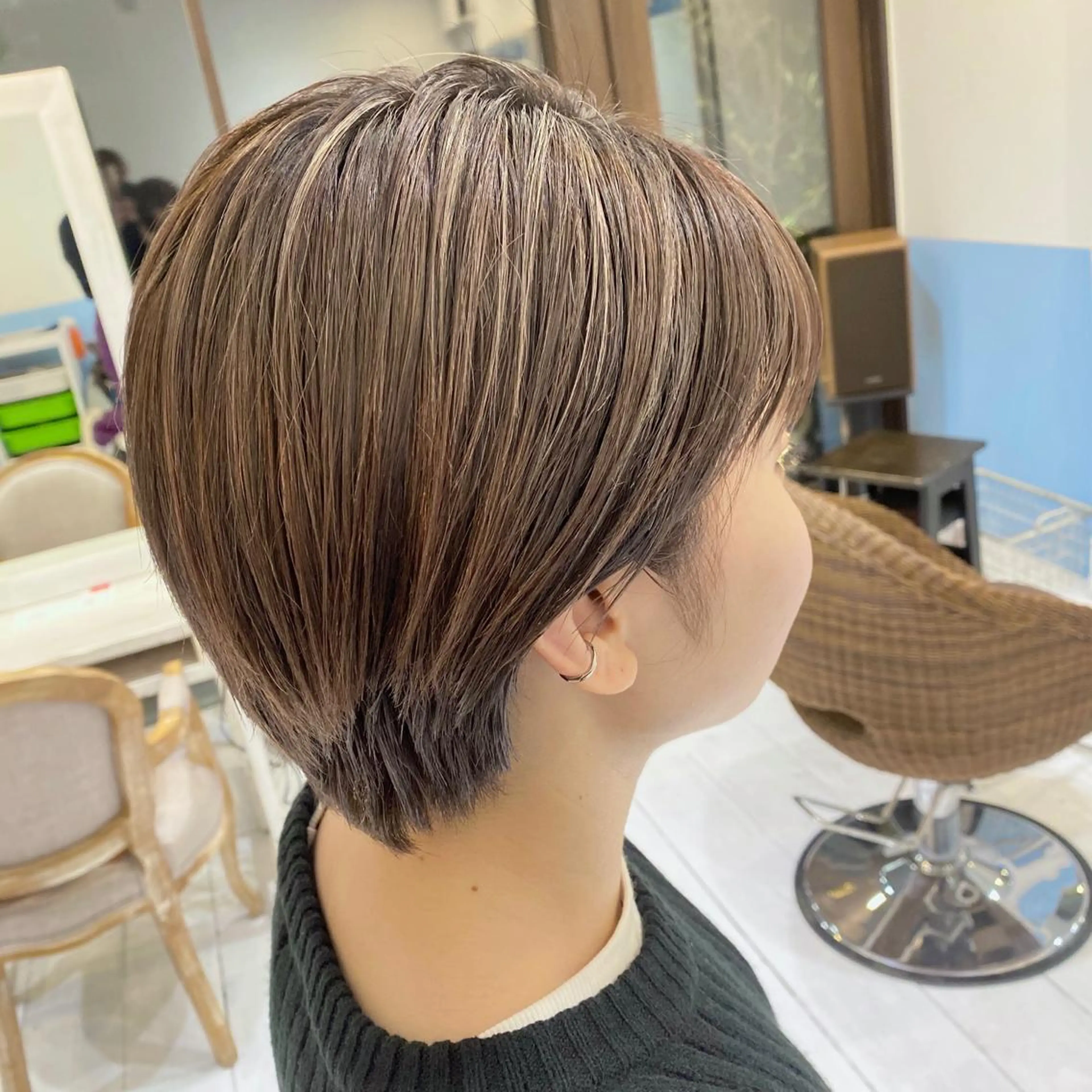 ショート カラー ハイライトカラー ハイライト アオイ🩵暖色 /まろやかカラーのヘアスタイル
