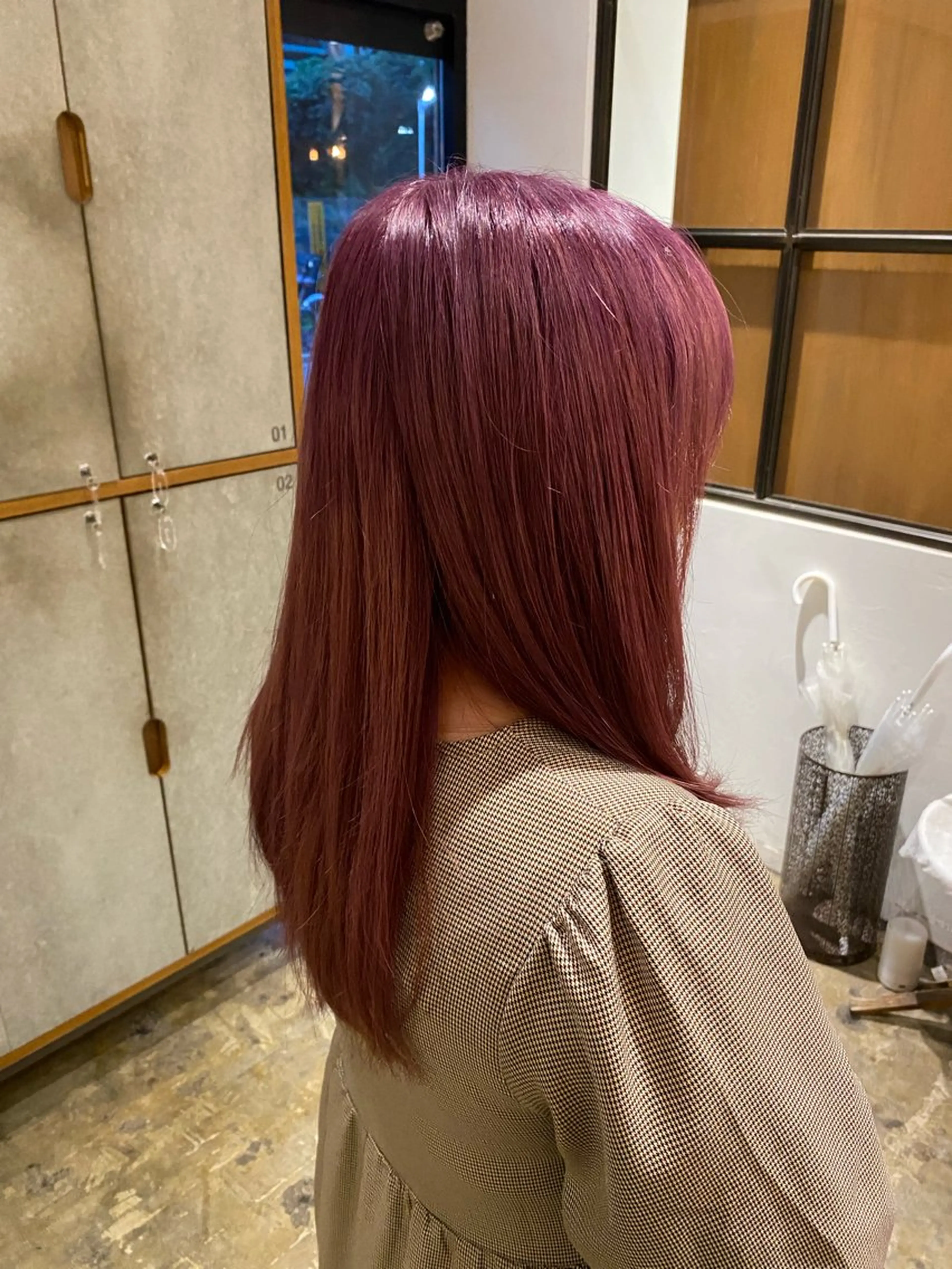 ミディアム カラー 小林 心のヘアスタイル