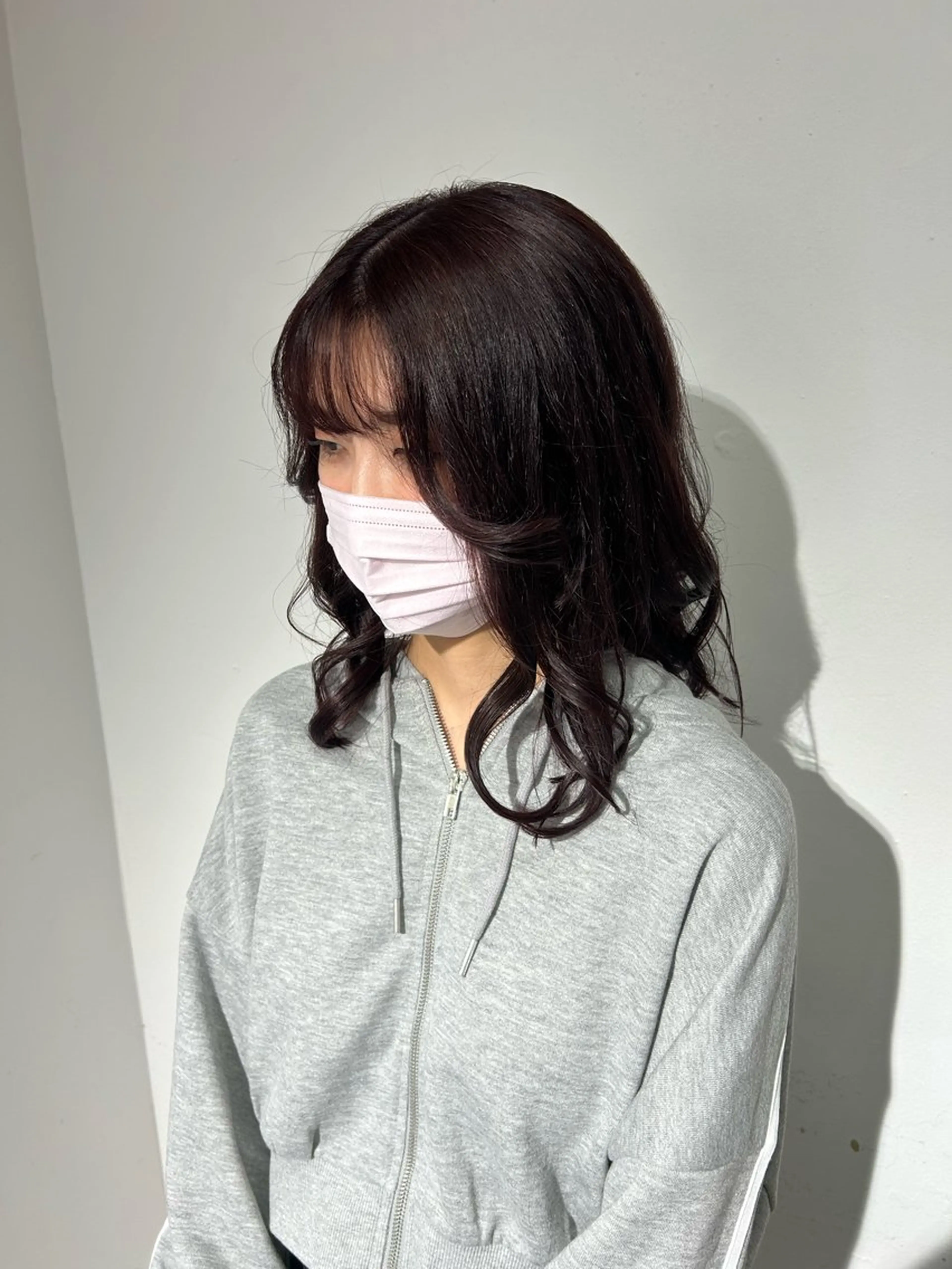 セミロング カラー ブラウンカラー ラベンダーカラー ラベンダーブラウン カット ヘアカラー トリートメント 弓矢 叶のヘアスタイル