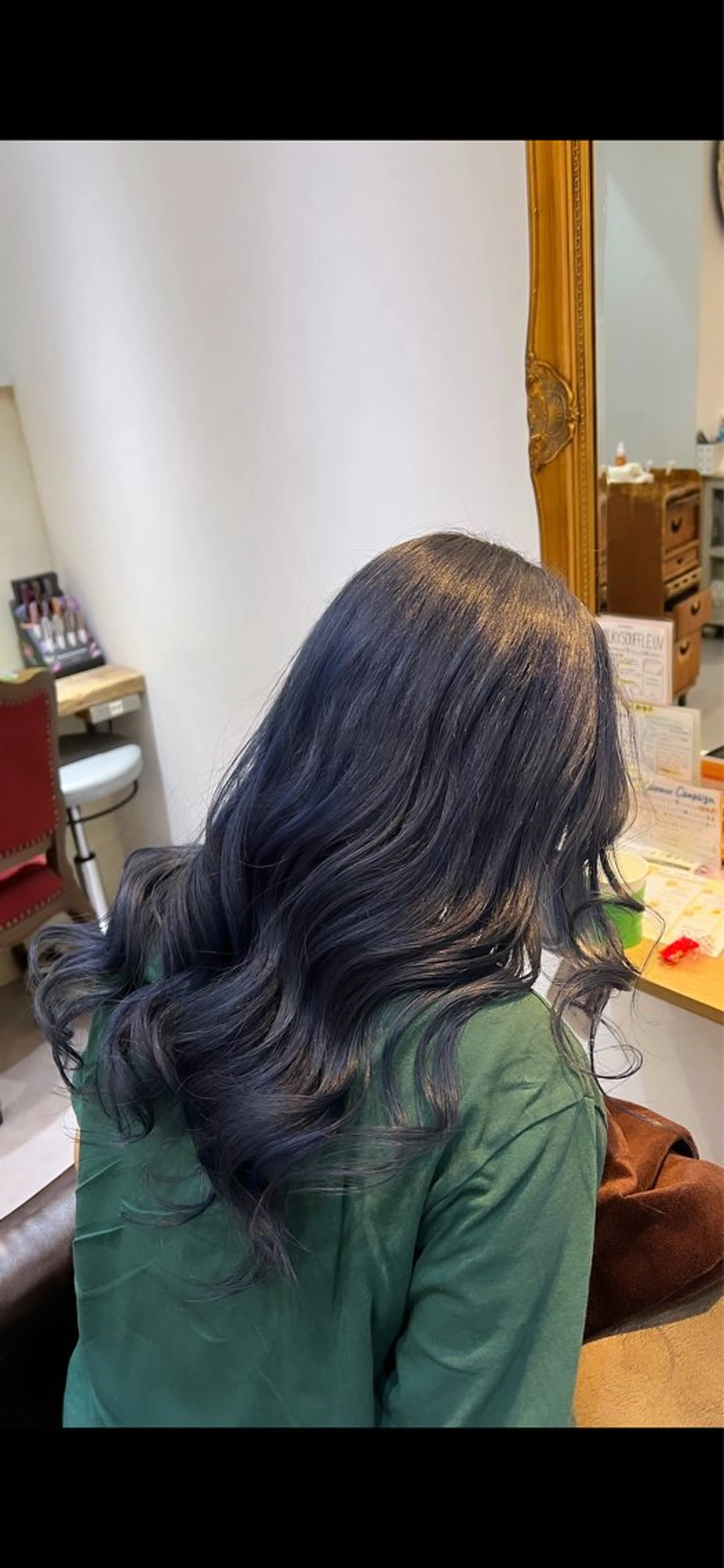 ロング カラー ブルーカラー ネイビーカラー 鈴木 茉尋のヘアスタイル