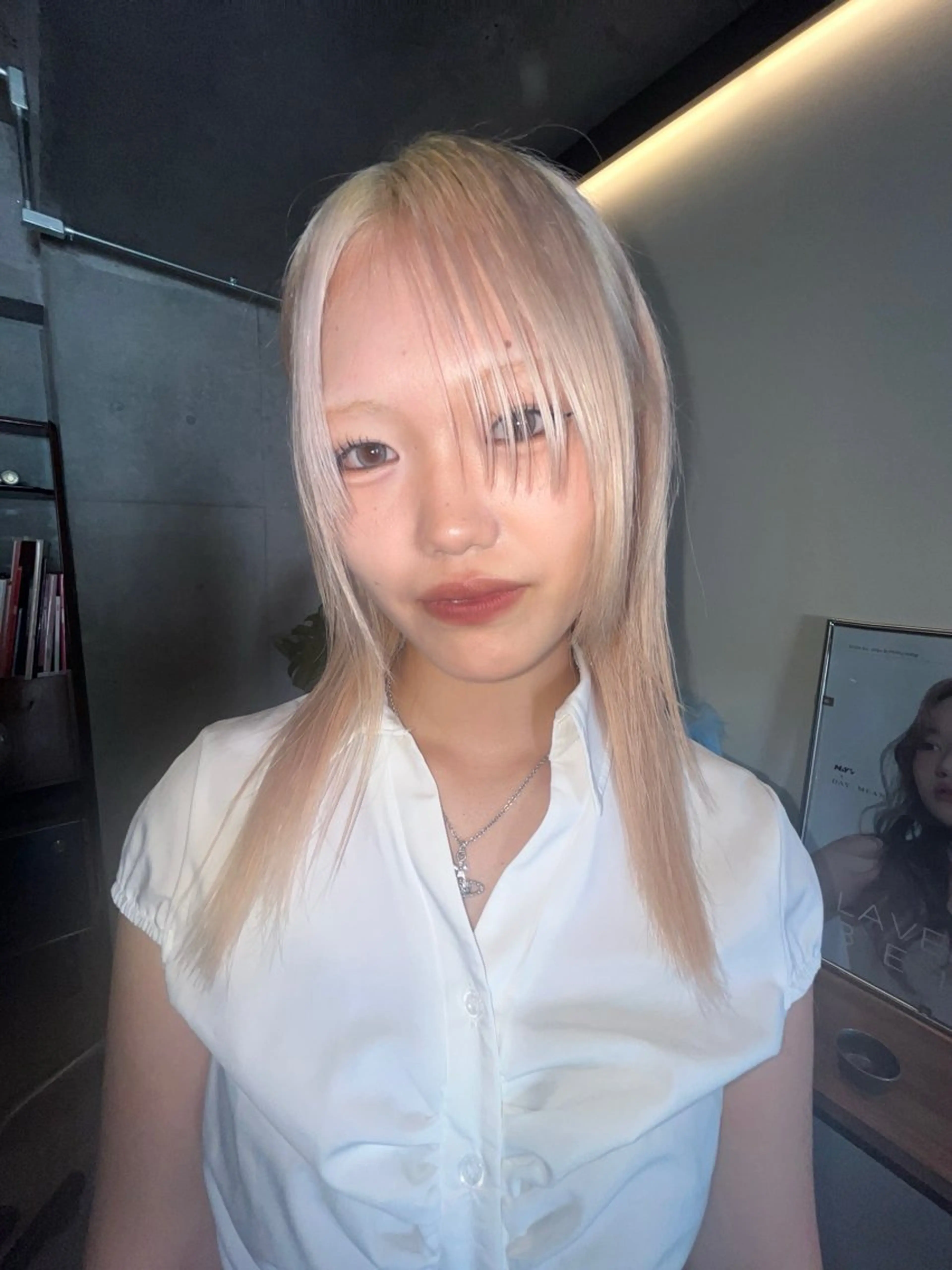 ミディアム ハッシュカット 韓国風ヘア レイヤーカット シャギー カット ヘアカラー レイヤーカット\ウル フ　chinatsuのヘアスタイル