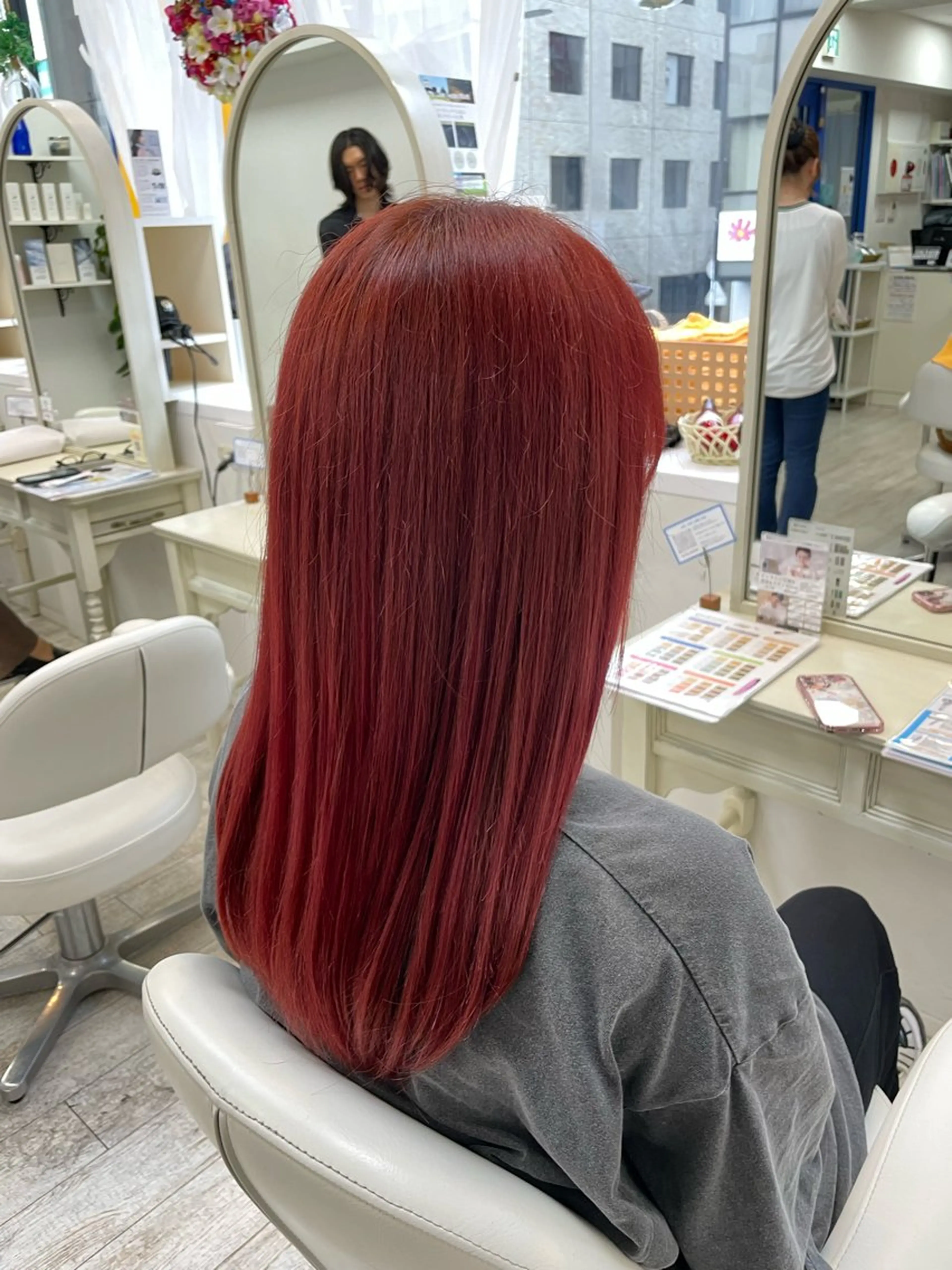 ロング カット ヘアカラー 新籾 尚哉のヘアスタイル