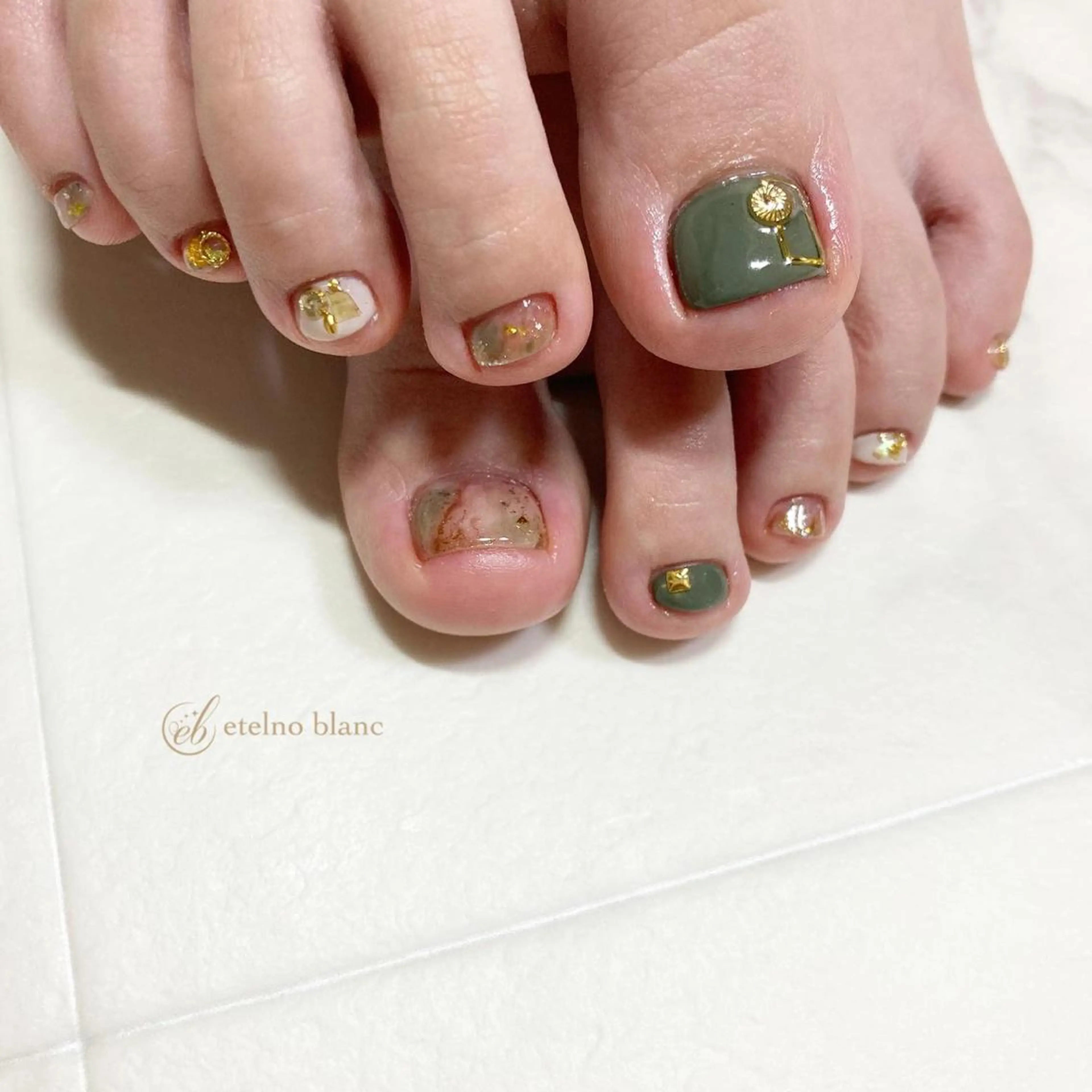 ネイル etelno blanc中目黒のネイルデザイン
