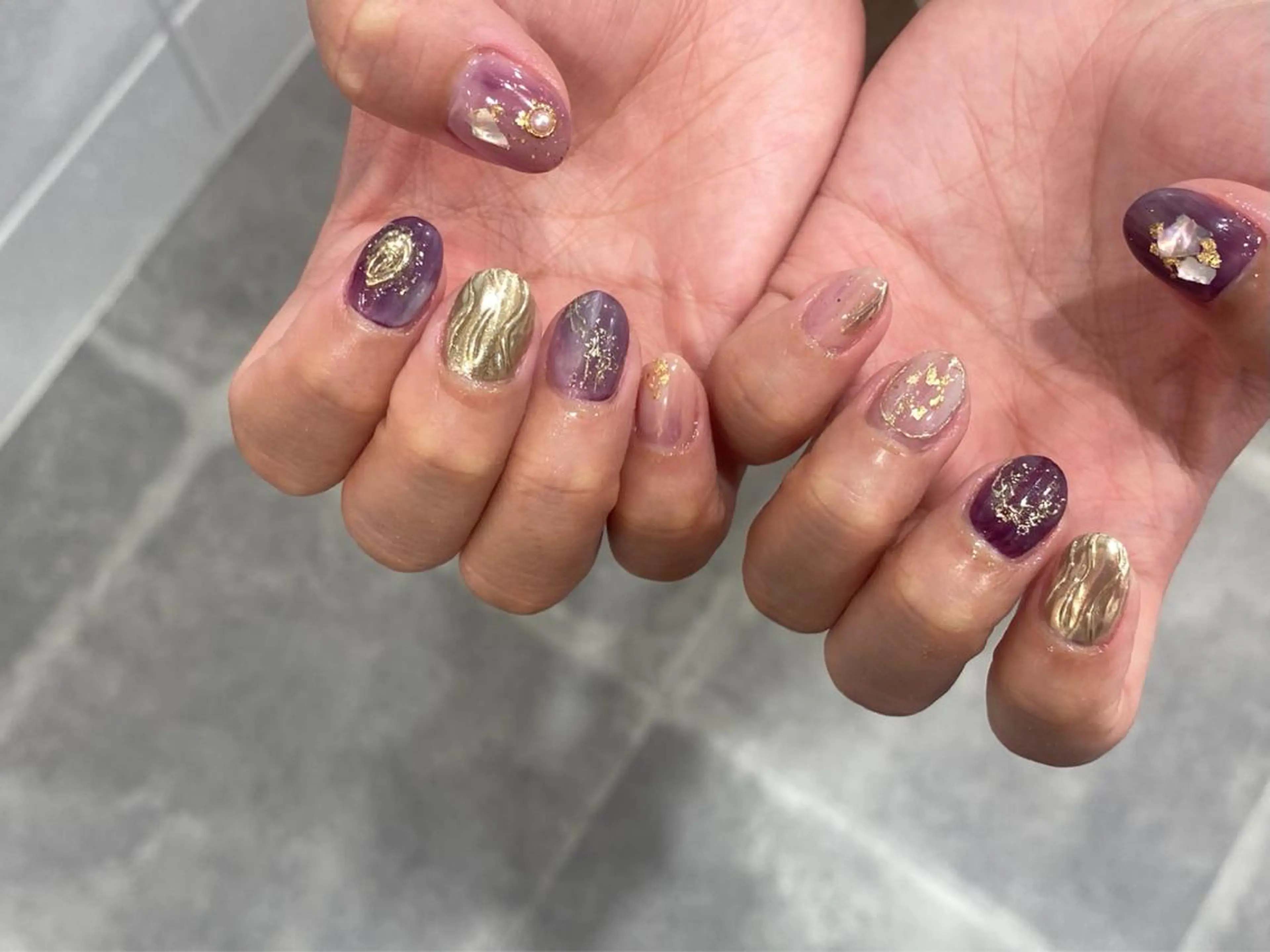 ネイル ハンドネイル NINEnami ニュアンスネイルのネイルデザイン