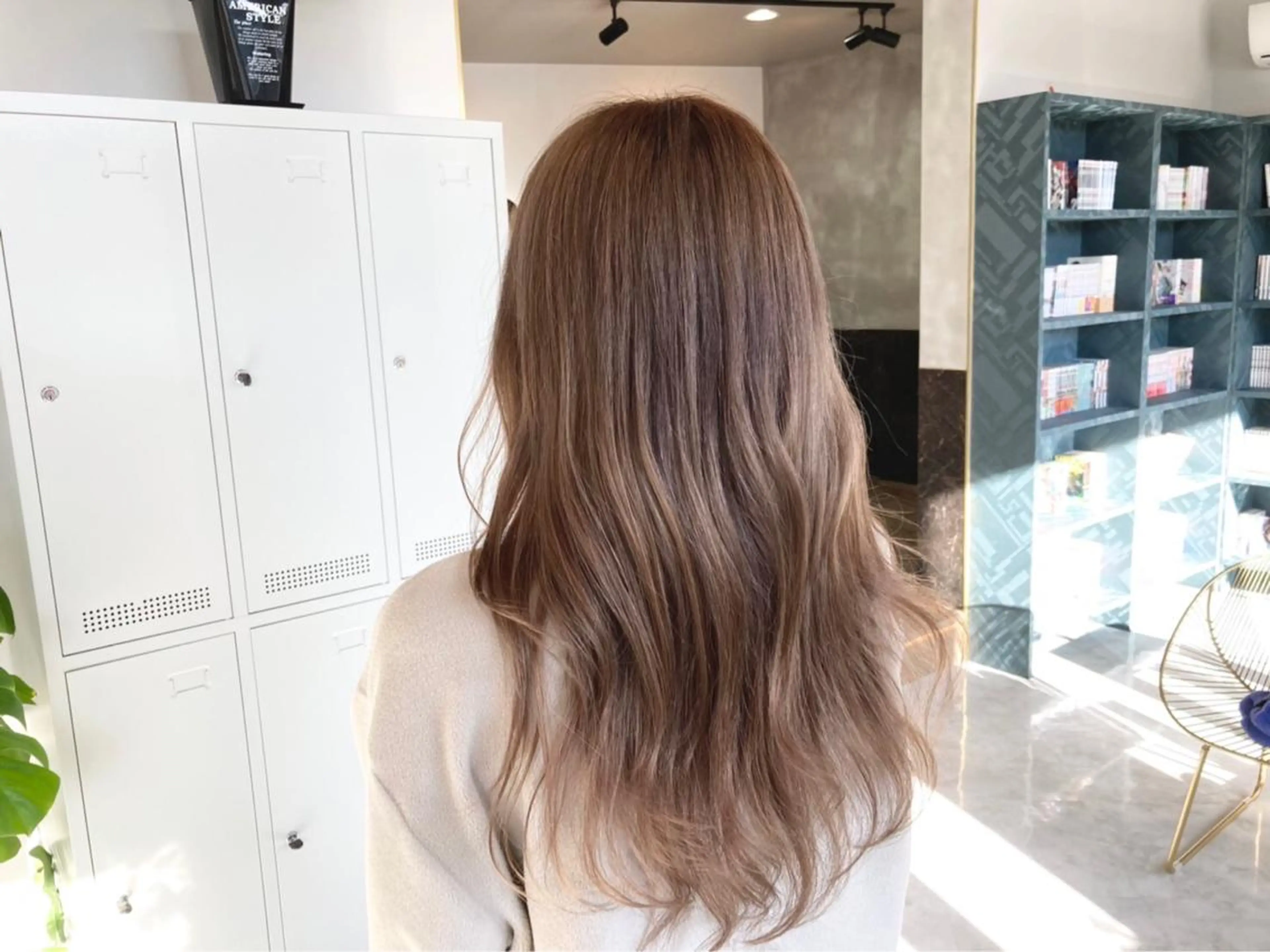 ロング カット ヘアカラー トリートメント yomu  hair library所属・武藤 りょうのヘアスタイル