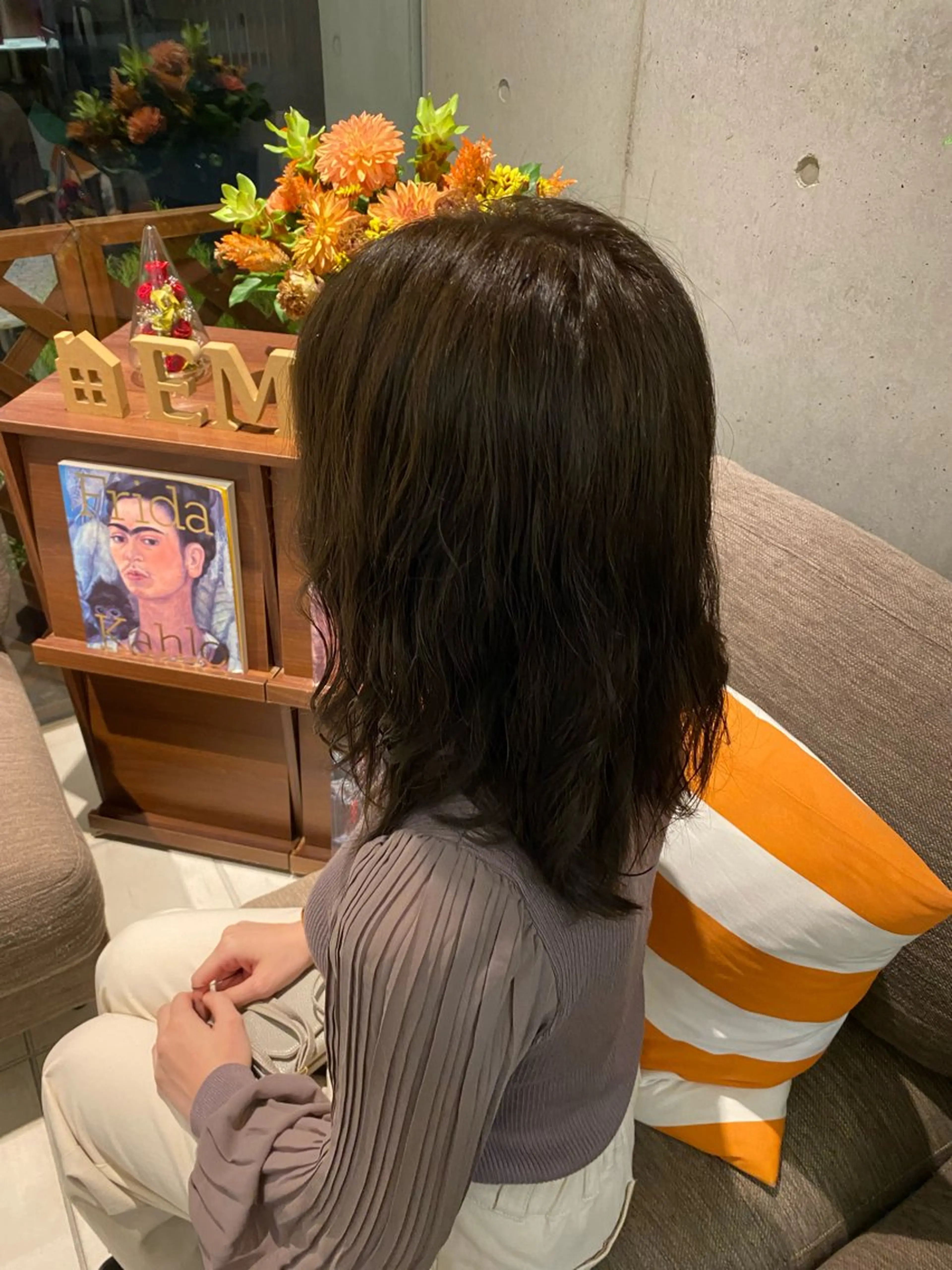 ミディアム カラー ヘアカラー 🪼🫧垢抜け韓国風 カラー🦔さえ🦔のヘアスタイル