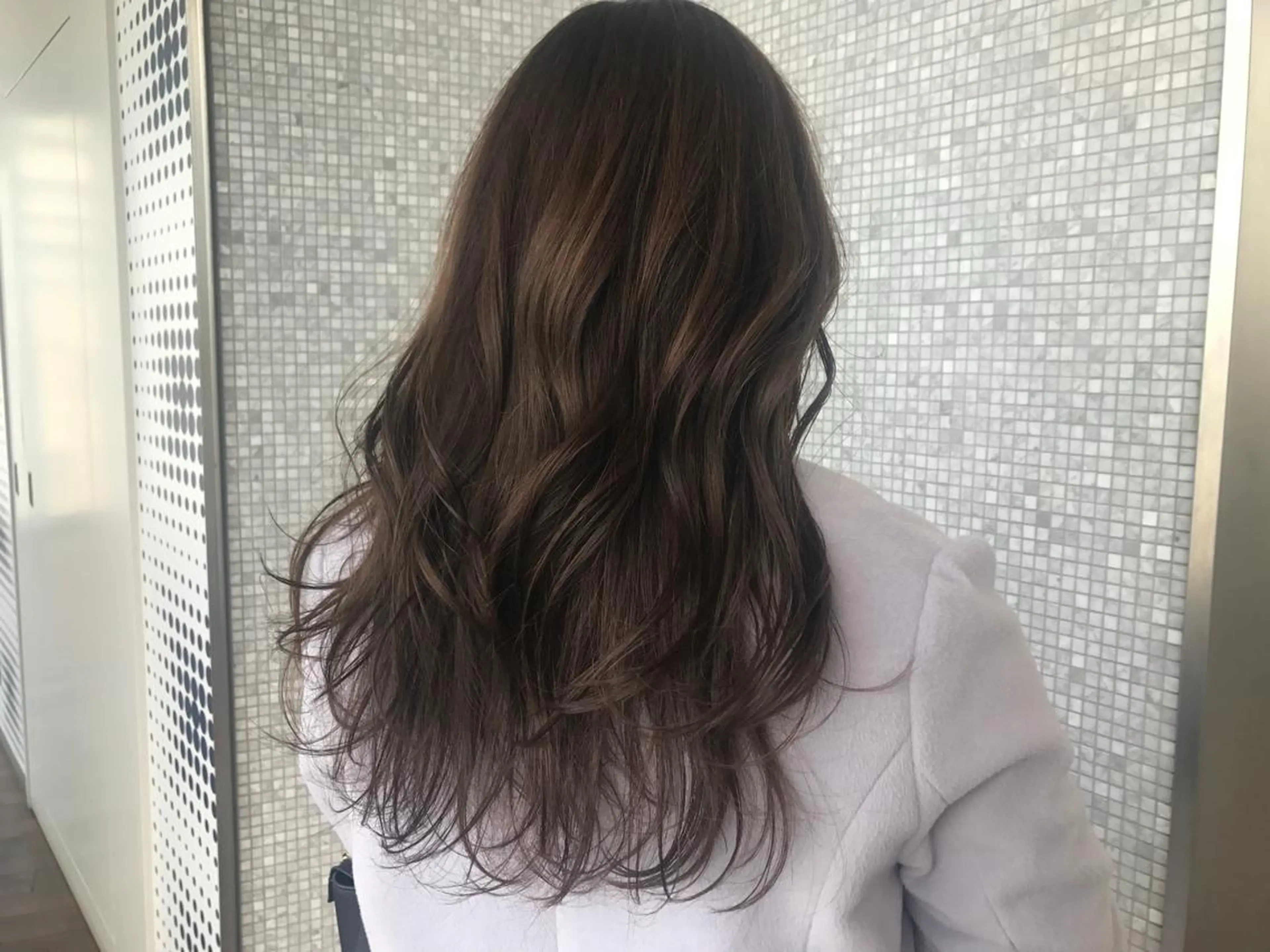 ミディアム カラー パーマ アッシュ ベージュカラー カット ヘアカラー トリートメント ❣️モテ髪❣️佐野 圭佑のヘアスタイル
