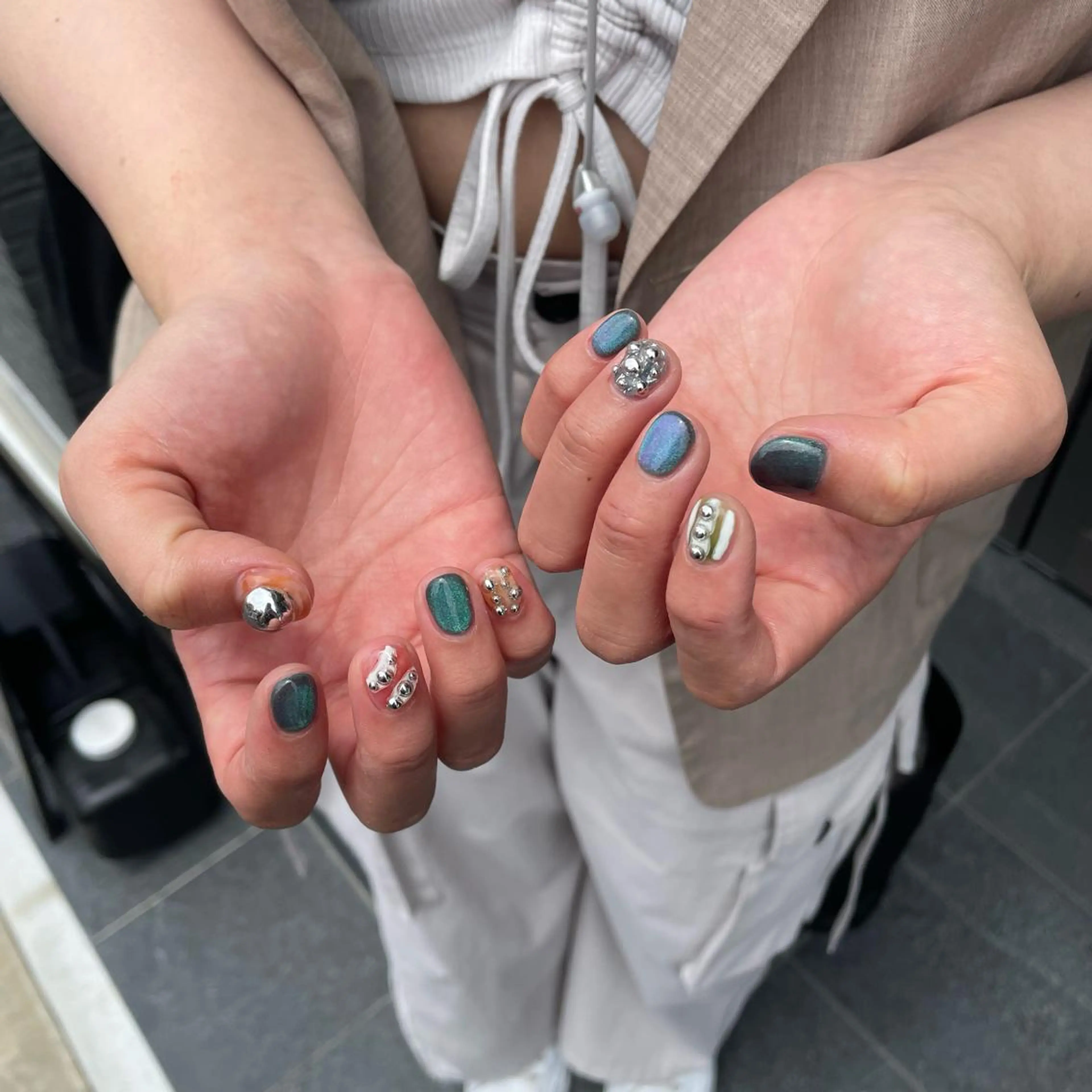 ネイル ハンドネイル NEOUV NAILのネイルデザイン