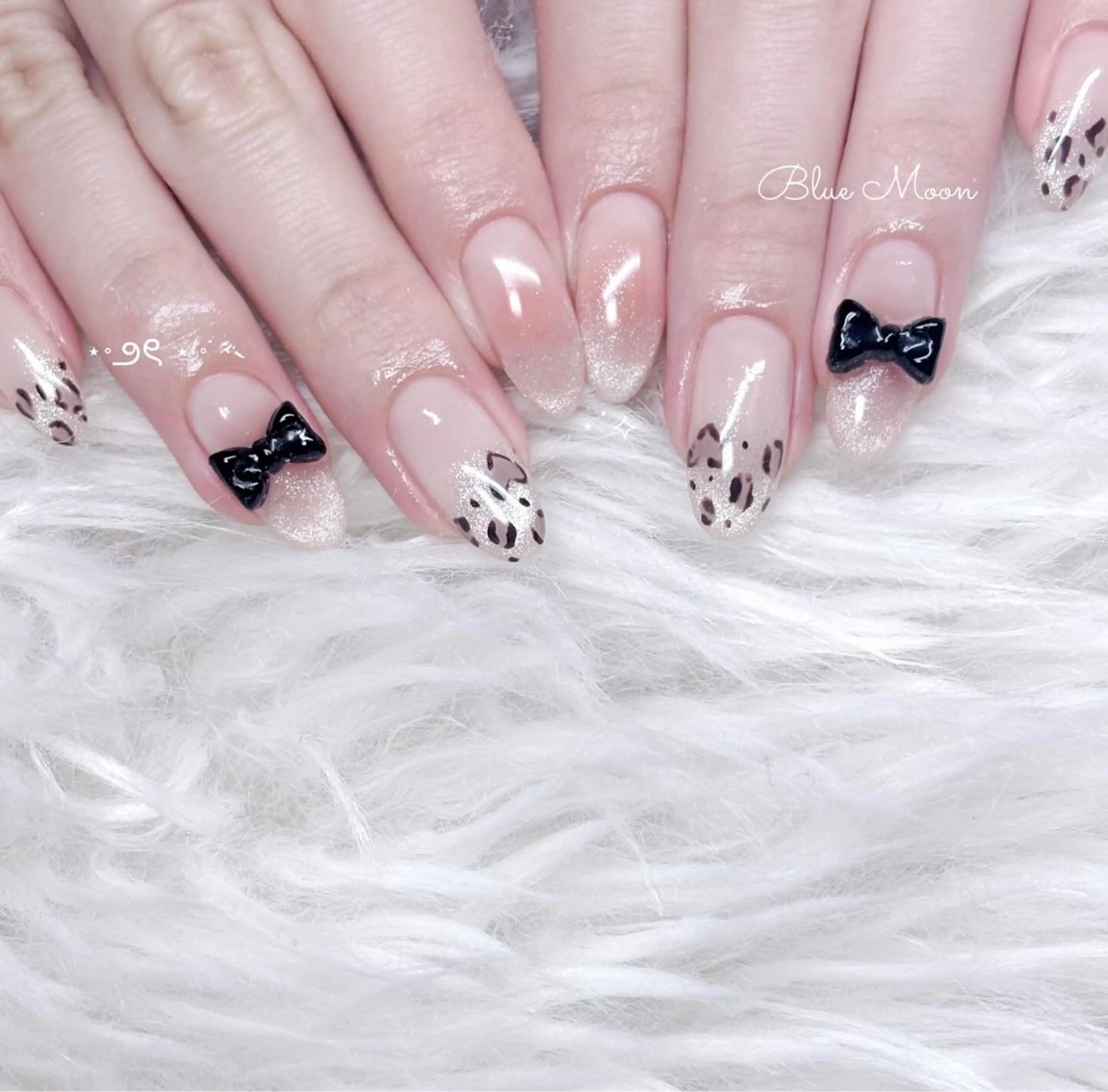 ネイル リボン ハンドネイル フットネイル ハンドケア nail salon Blue Moonのネイルデザイン