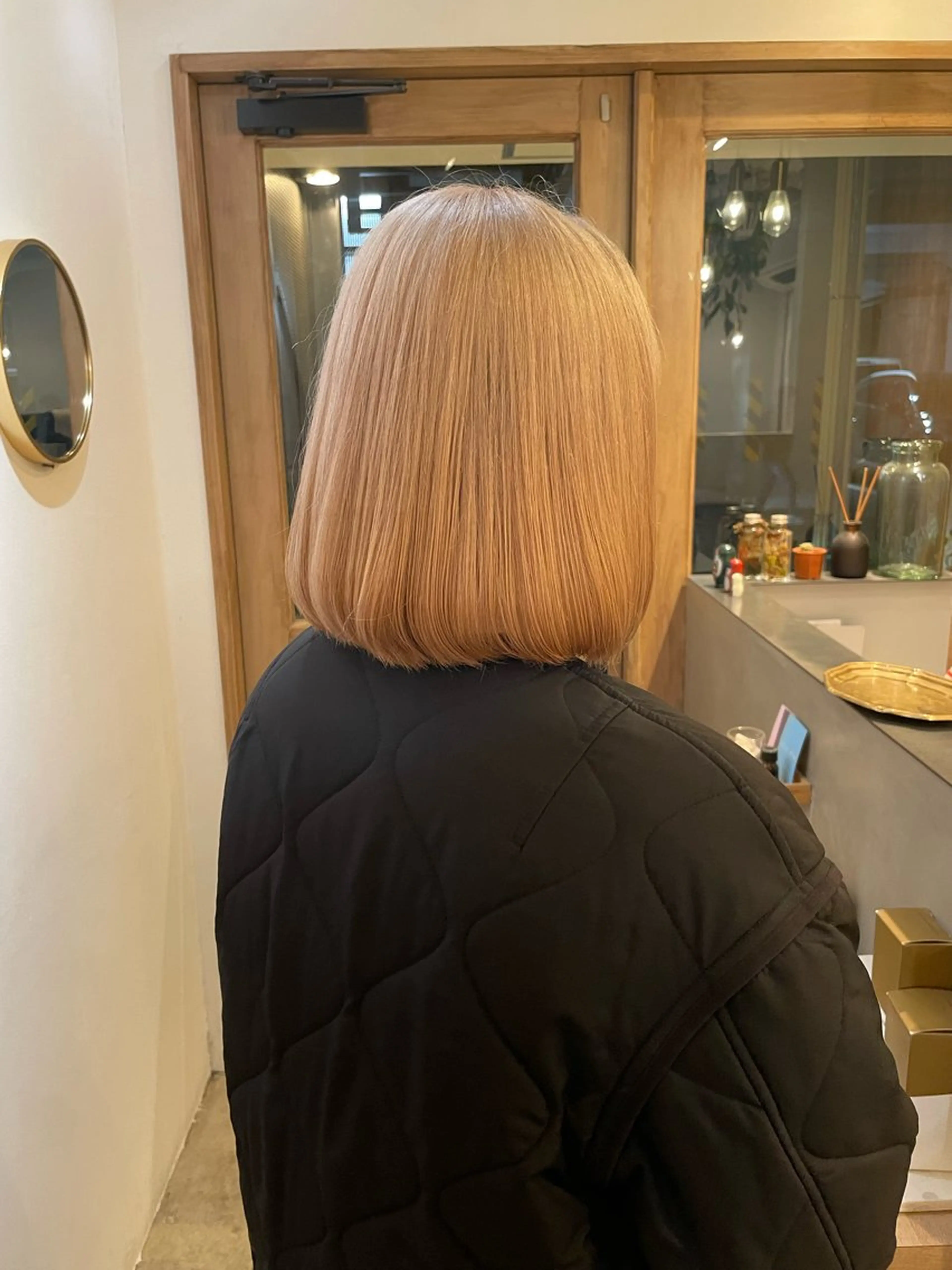 ミディアム 梅田/ハイトーン /yuriのヘアスタイル