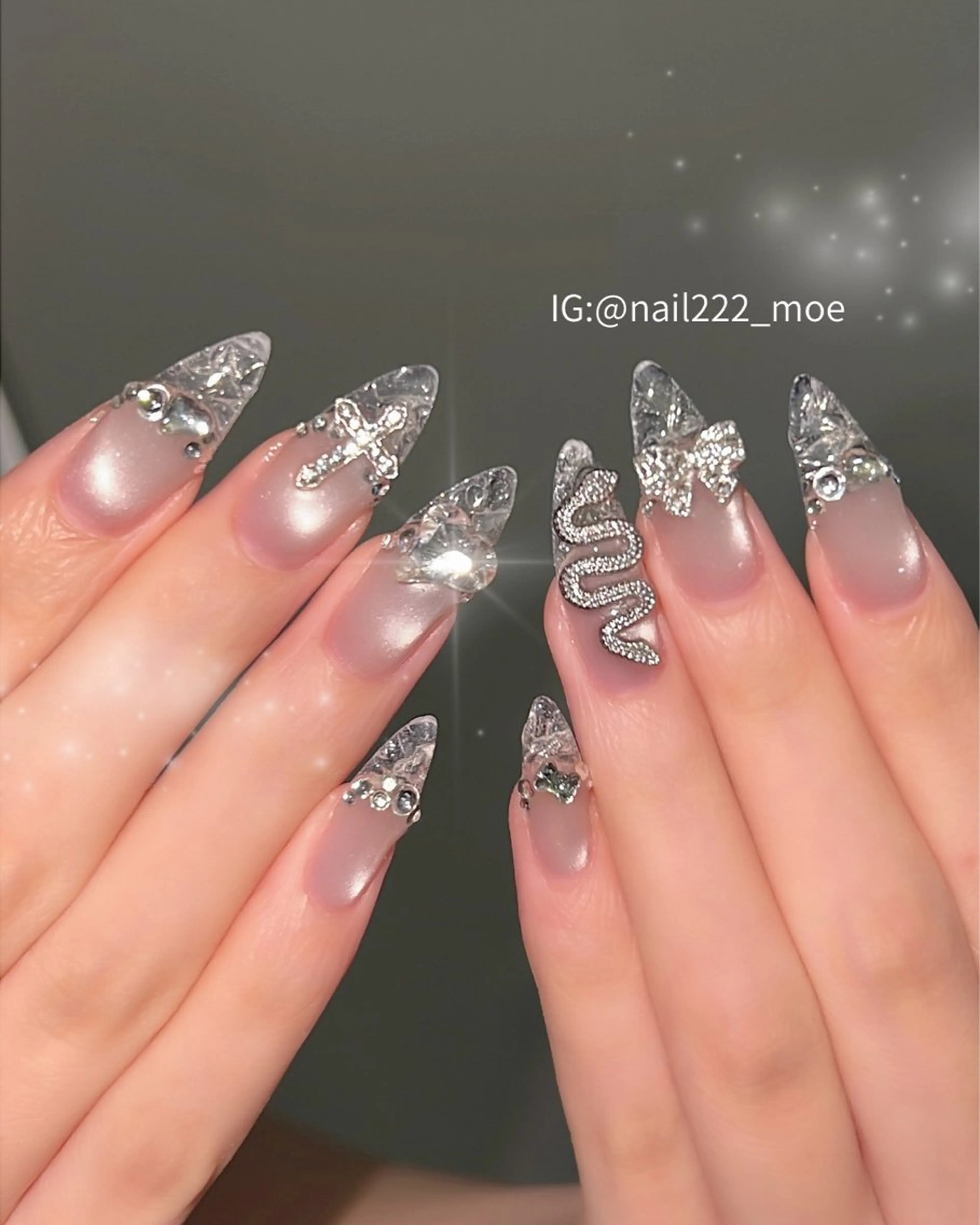 ネイル ハンドネイル ⟡.*222⋰˚☆ MöEのネイルデザイン