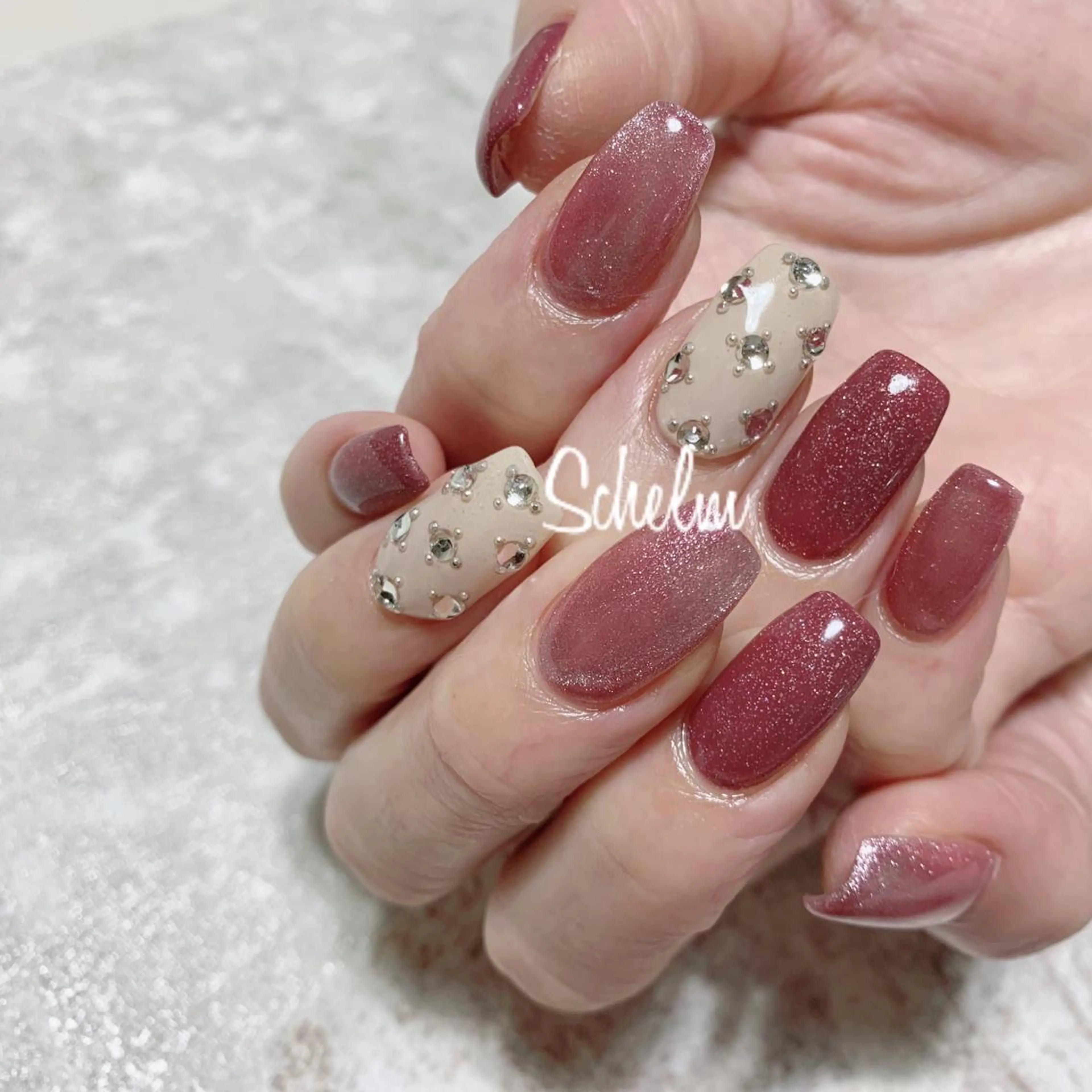 ネイル ハンドネイル nail room シュレムのネイルデザイン
