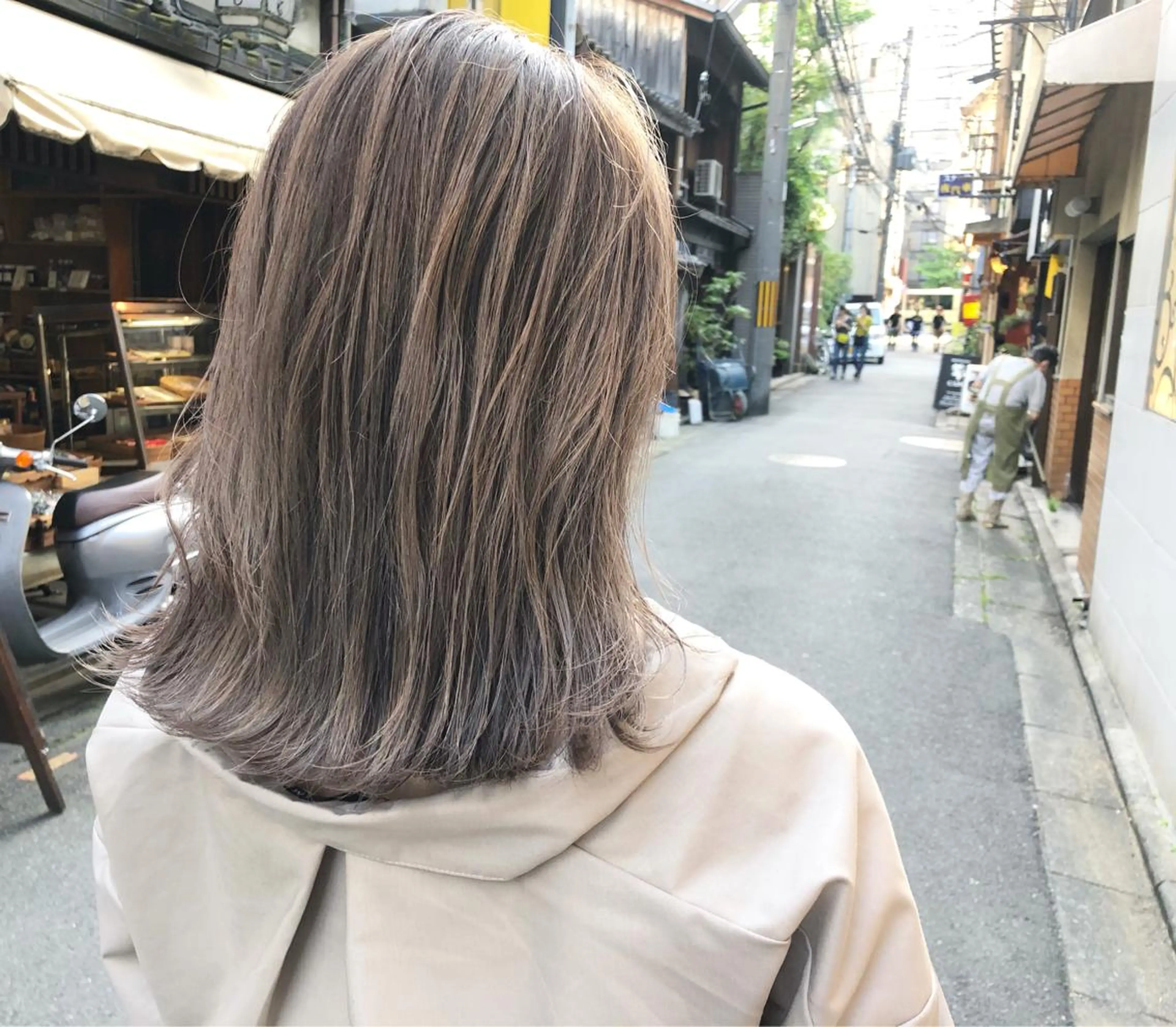 ミディアム カラー グレージュ ミルクティーグレージュ ヘアカラー トリートメント Tao所属・藤川 大智のヘアスタイル