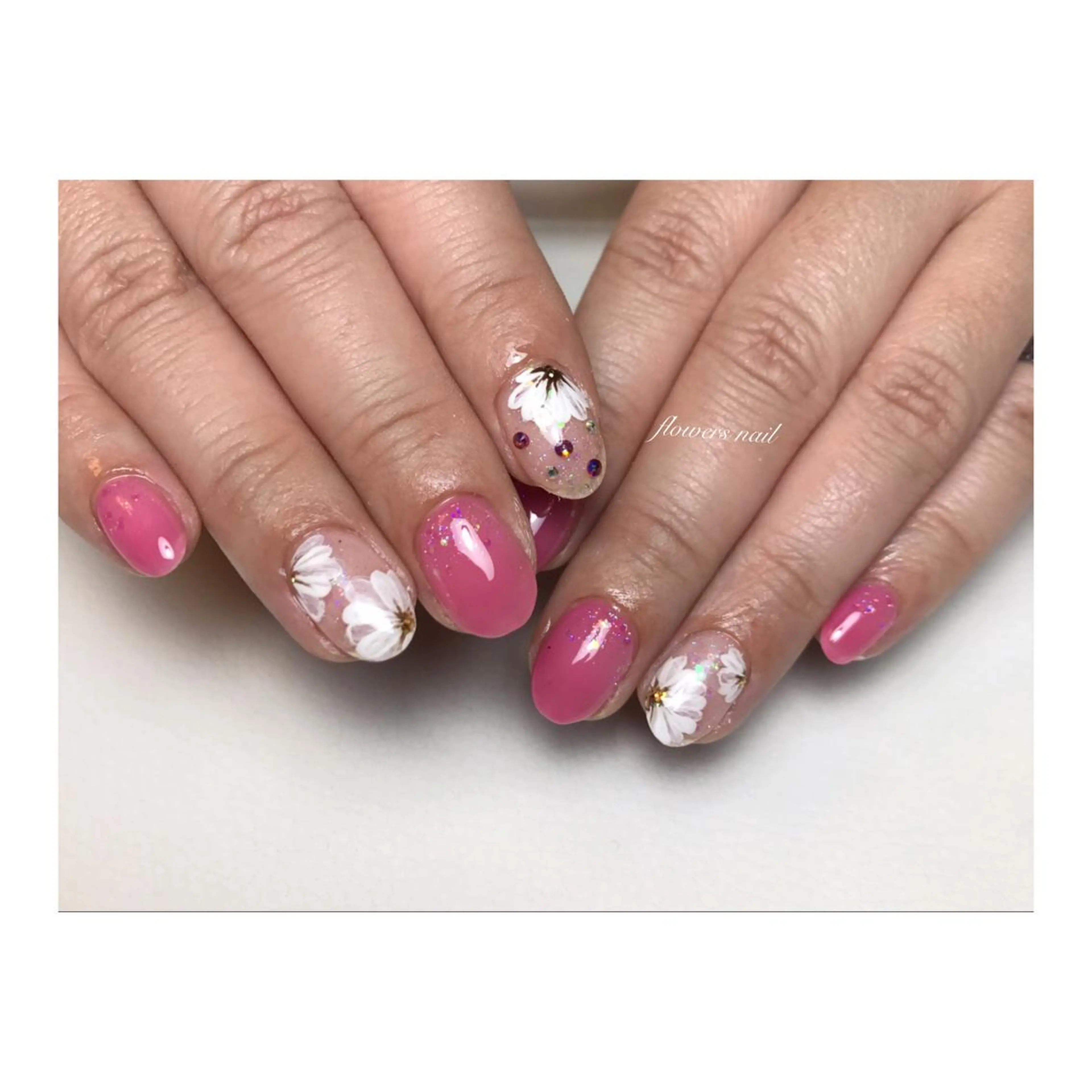 ネイル ラメ(グリッター) ラメグラデーション ピンク 春ネイル flowers nailのネイルデザイン