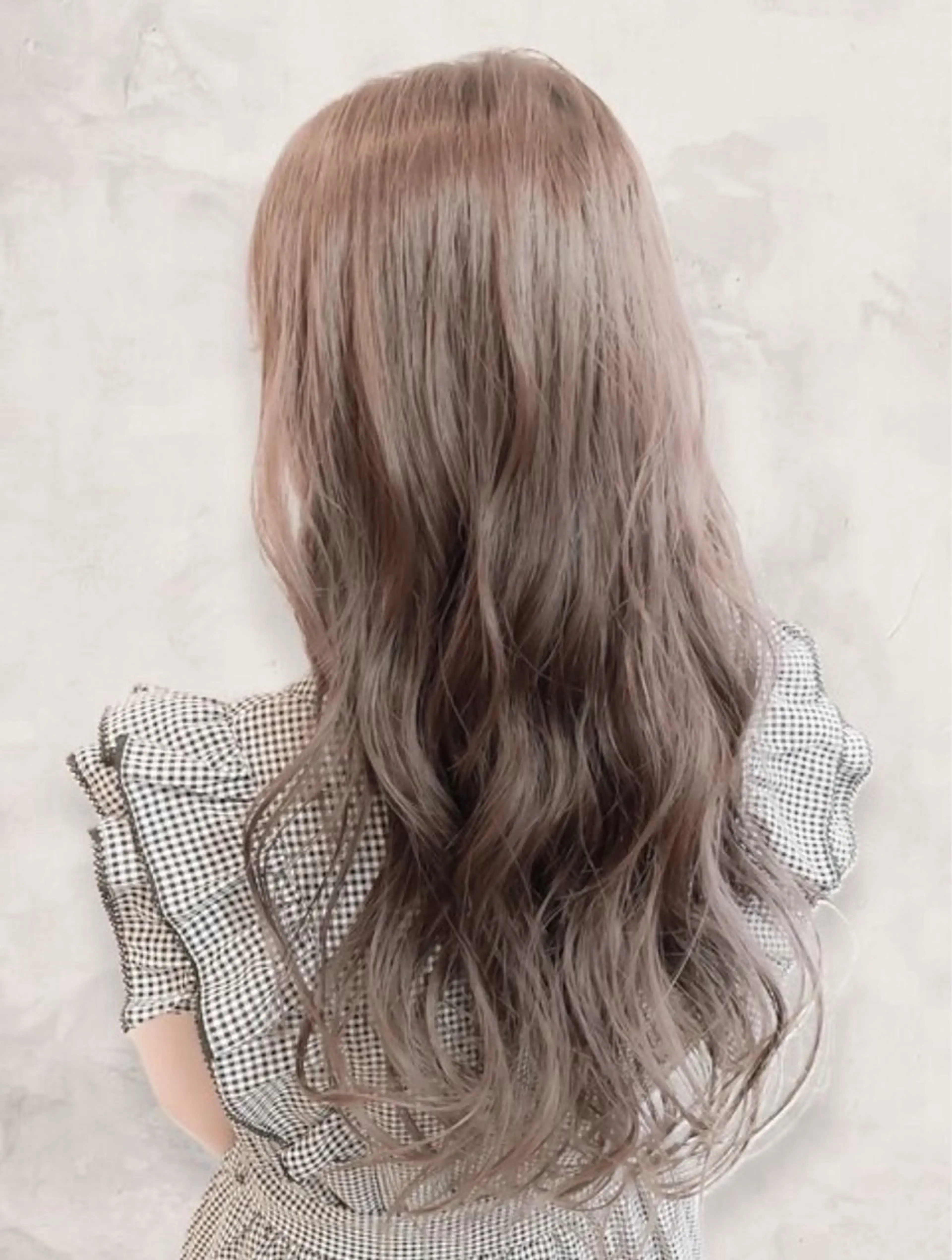 ロング カラー HAIR&MAKE EARTH湘南台所属・三谷 朋世のヘアスタイル