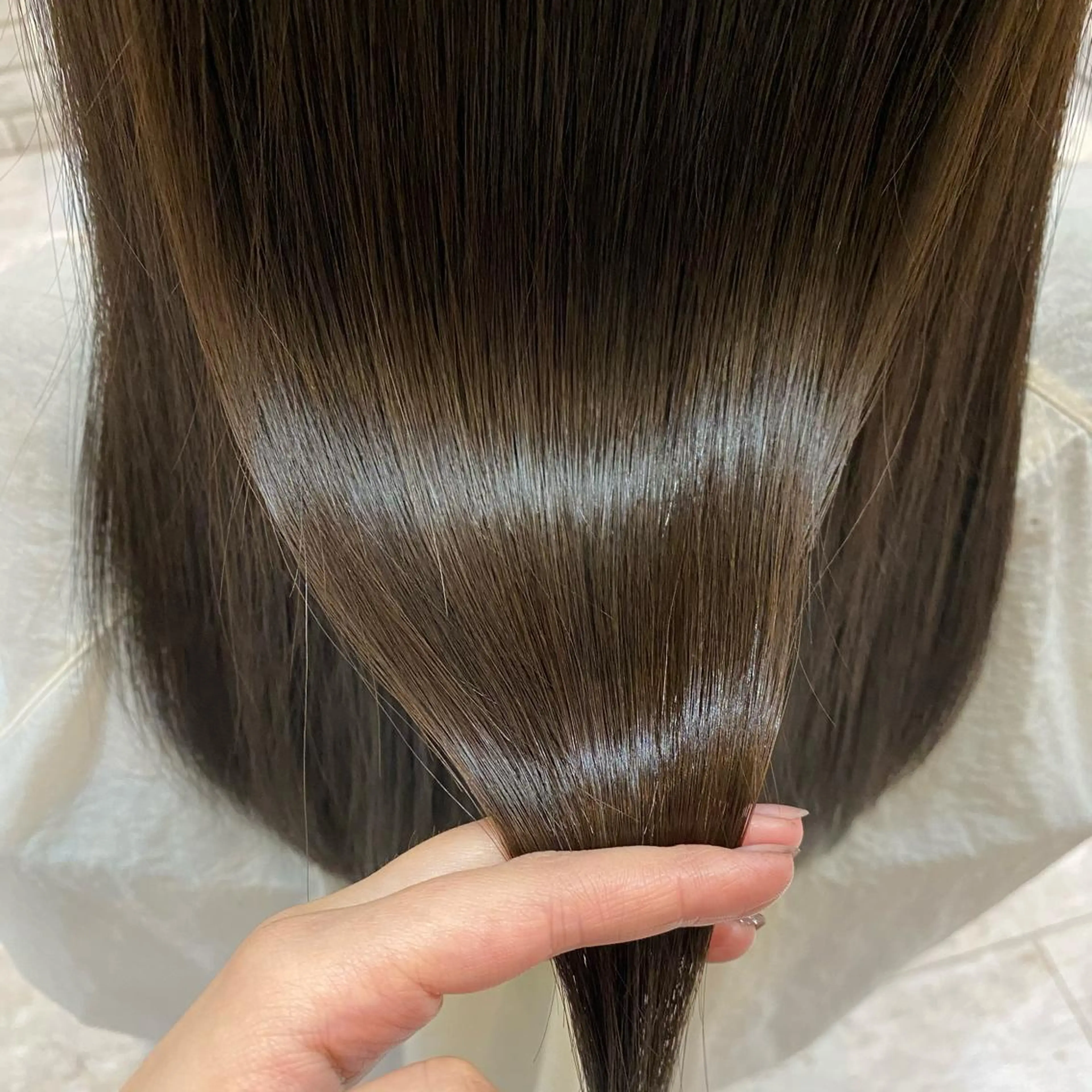 ロング カラー カット ヘアカラー トリートメント 🫧透け感⋆艶髪💎 山口アヤカのヘアスタイル