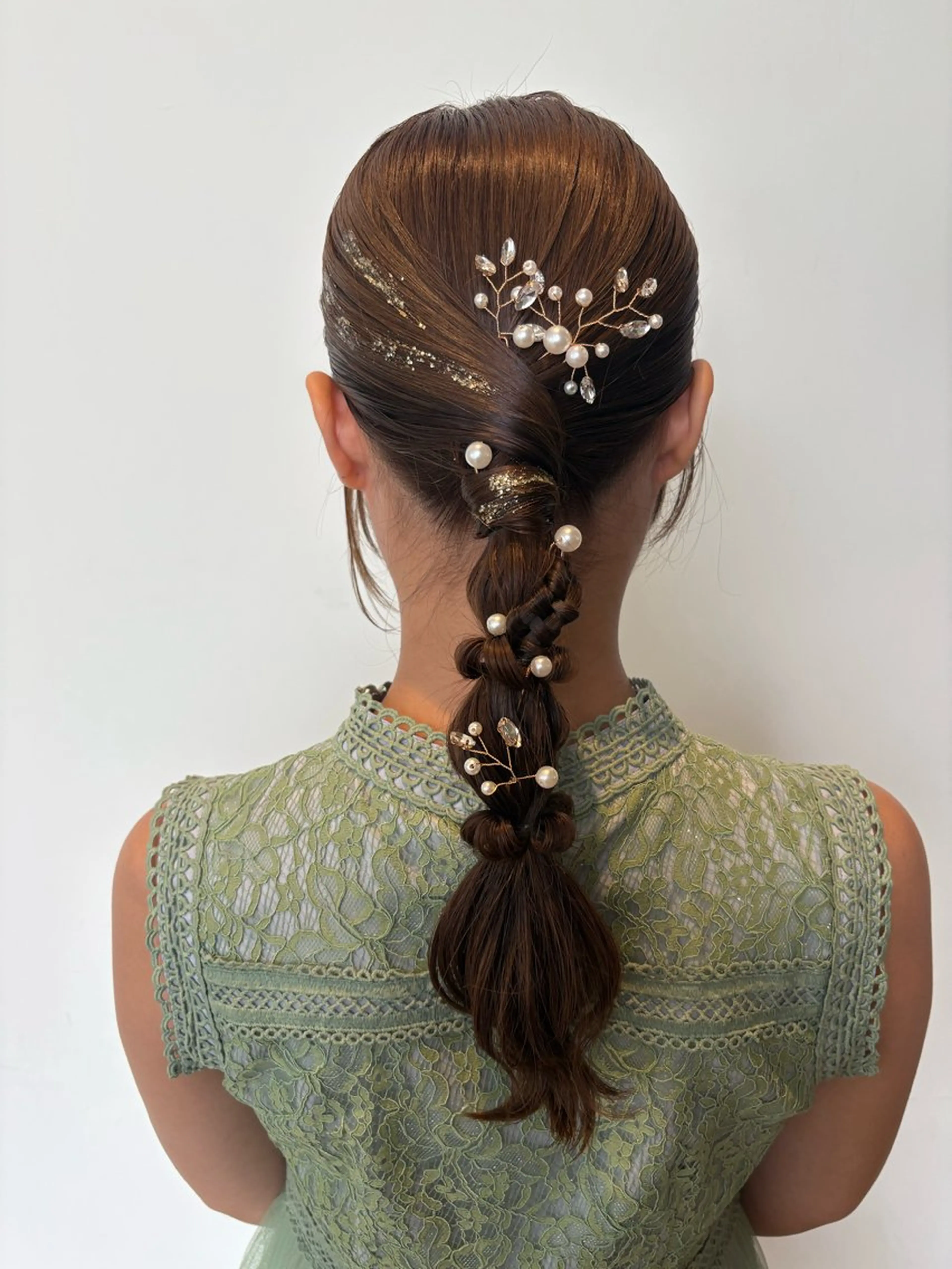 セミロング ヘアアレンジ ヘアセット 高橋 乙葉のヘアスタイル