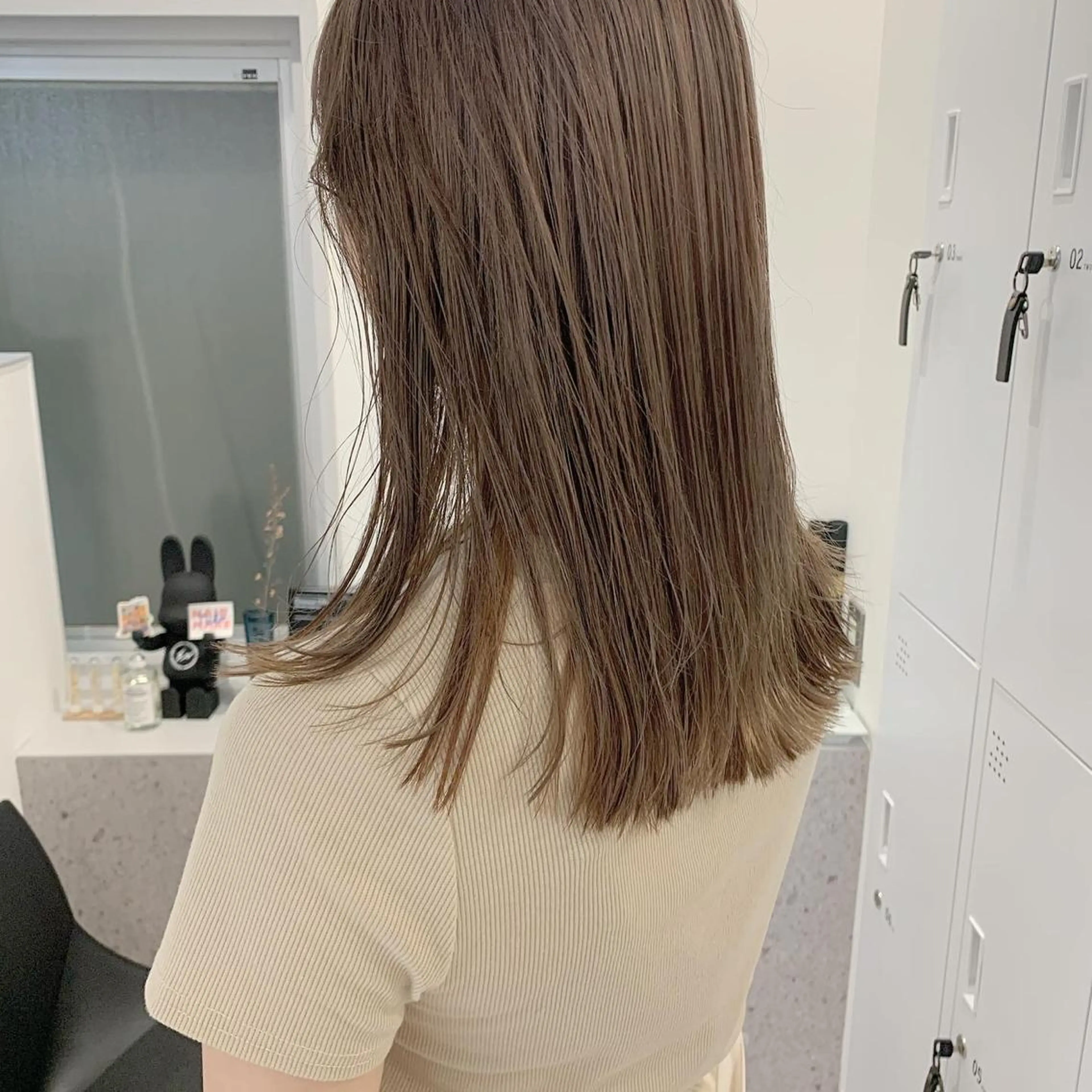 セミロング カラー MARU レイヤー/パーマのヘアスタイル