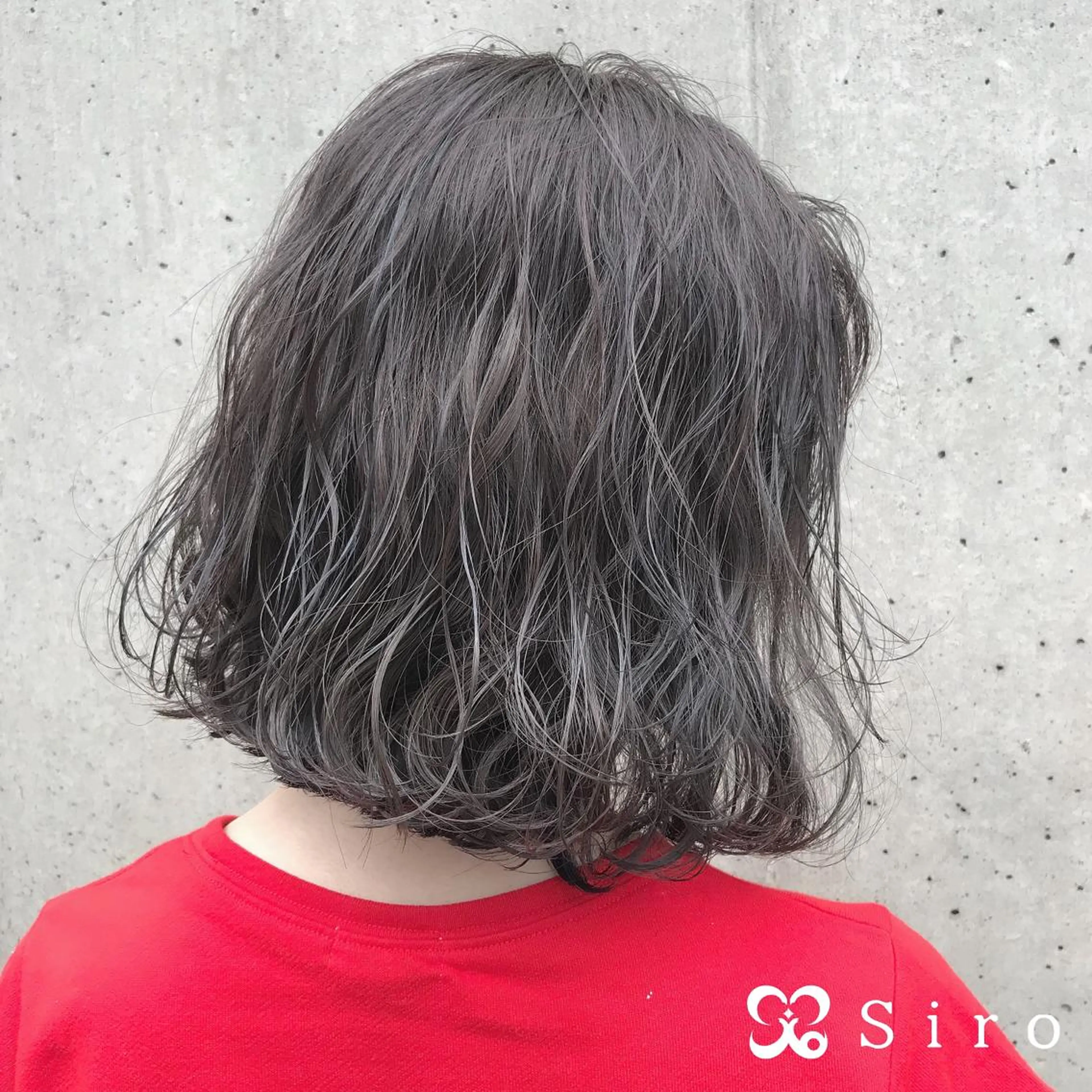 ショート カラー ハイライトカラー シルバー ボブ ハイライト カット ヘアカラー トリートメント 韓国レイヤー/ミルク ティー🦋高橋　暖のヘアスタイル