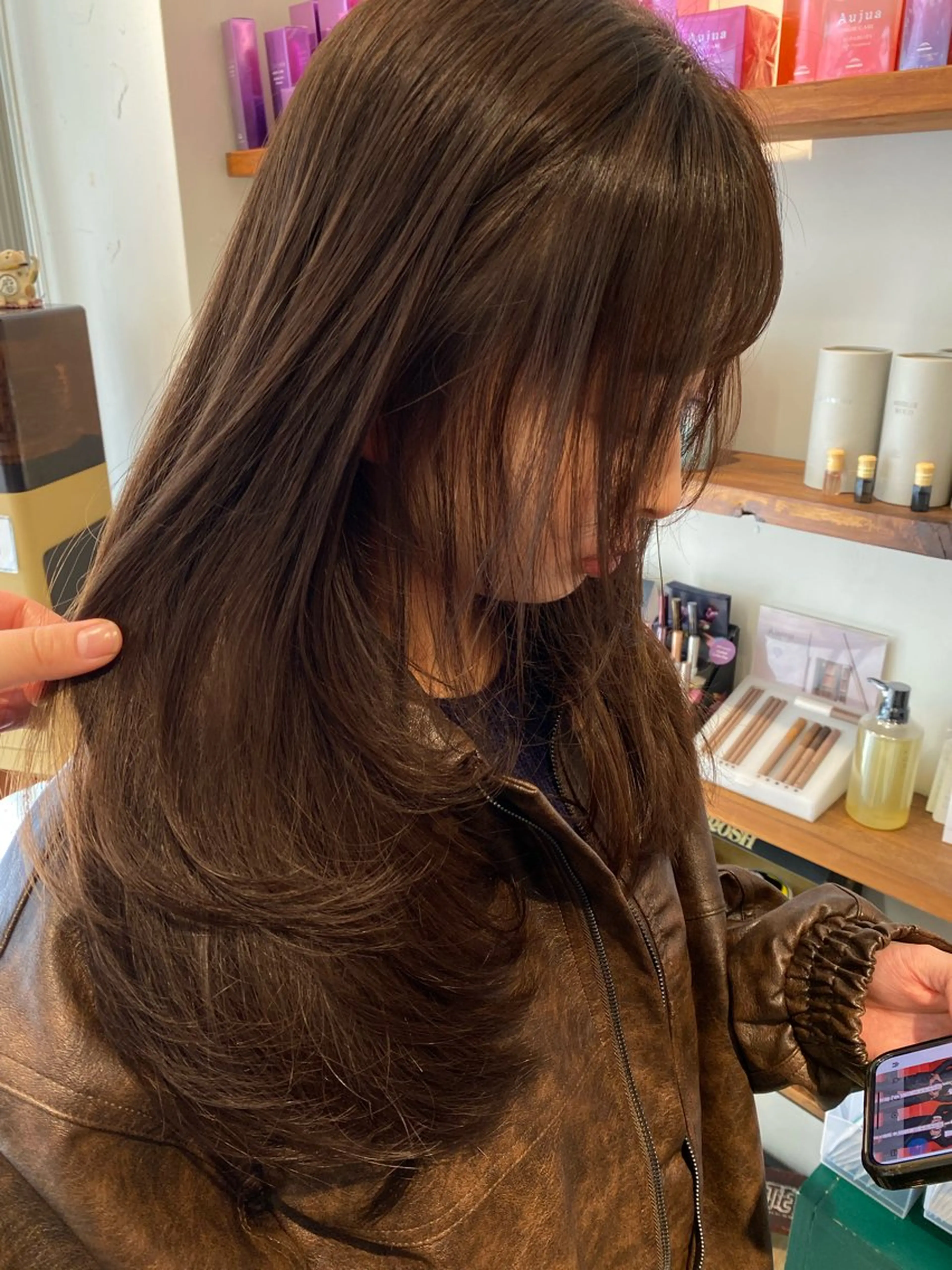 ロング カラー カット ヘアカラー ナチュラルヘア🫧 ナナミのヘアスタイル