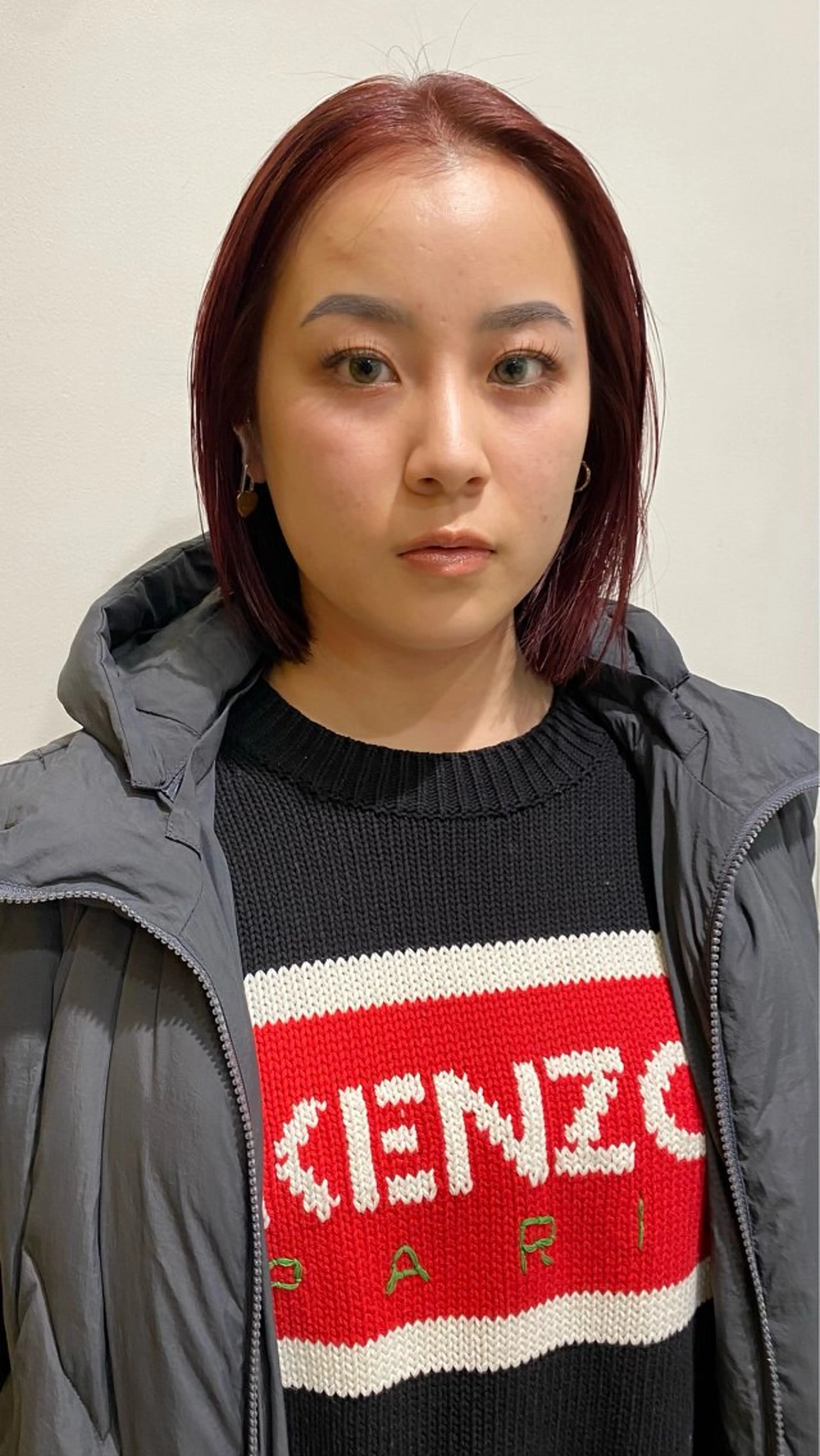 ミディアム カラー ヘアカラー トリートメント 磯谷 朋のヘアスタイル