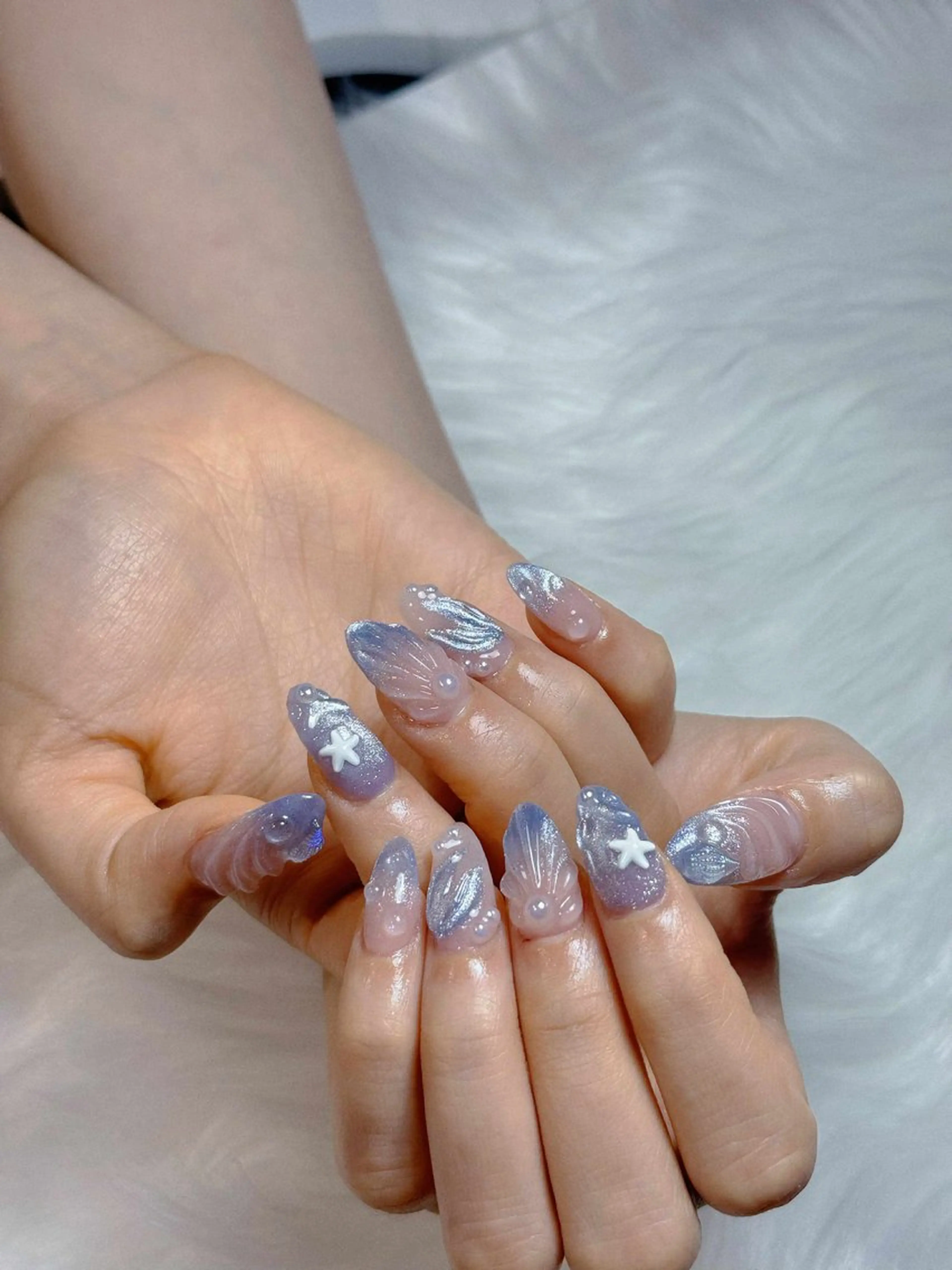 ネイル オーロラネイル チークネイル フットネイル フレンチネイル ジェルネイル ハンドネイル Nichi Nailsのネイルデザイン