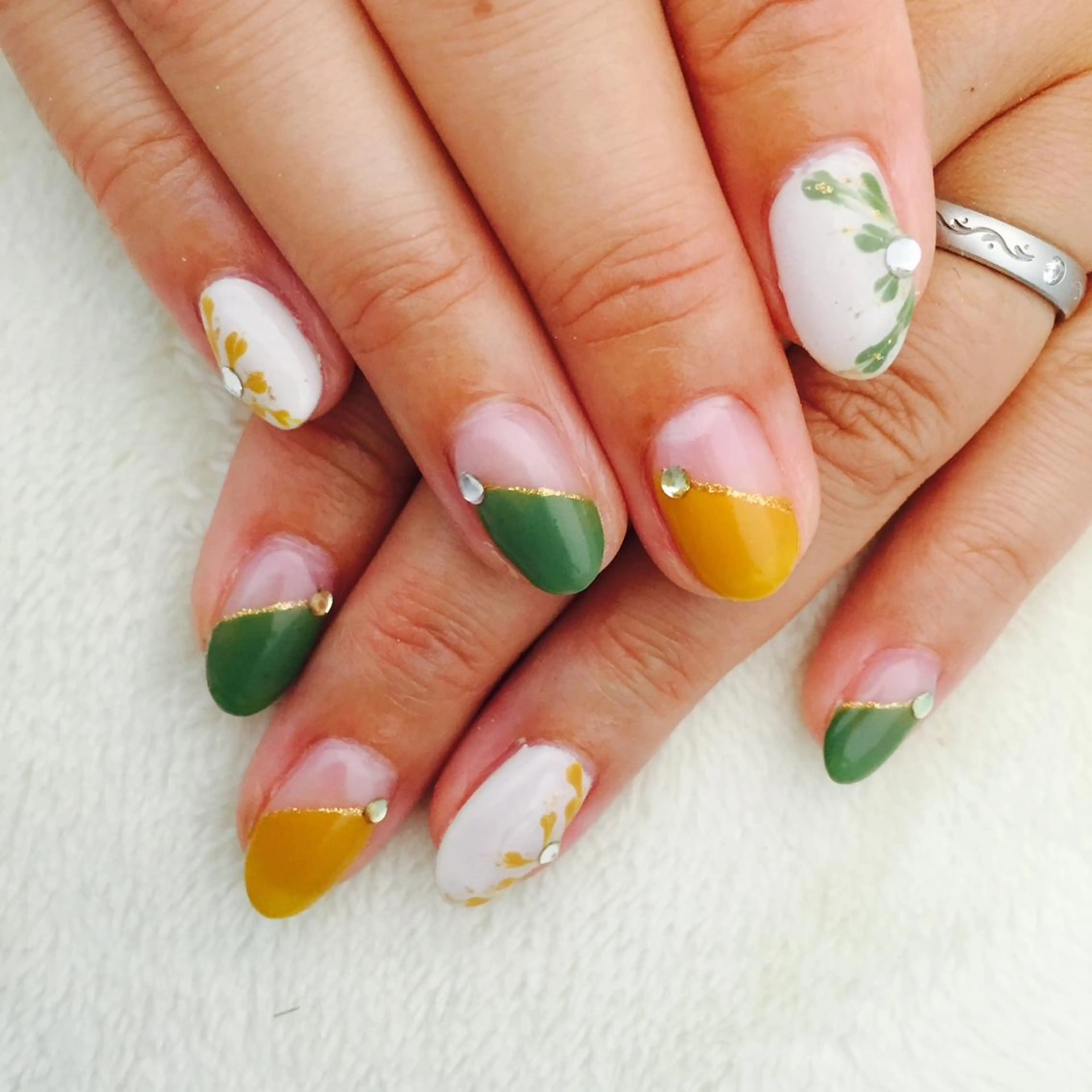 ネイル nail & eyelash Sympa 新横浜所属・𝓢𝔂𝓶𝓹𝓪 𝓜iwako🐰ᩚのネイルデザイン