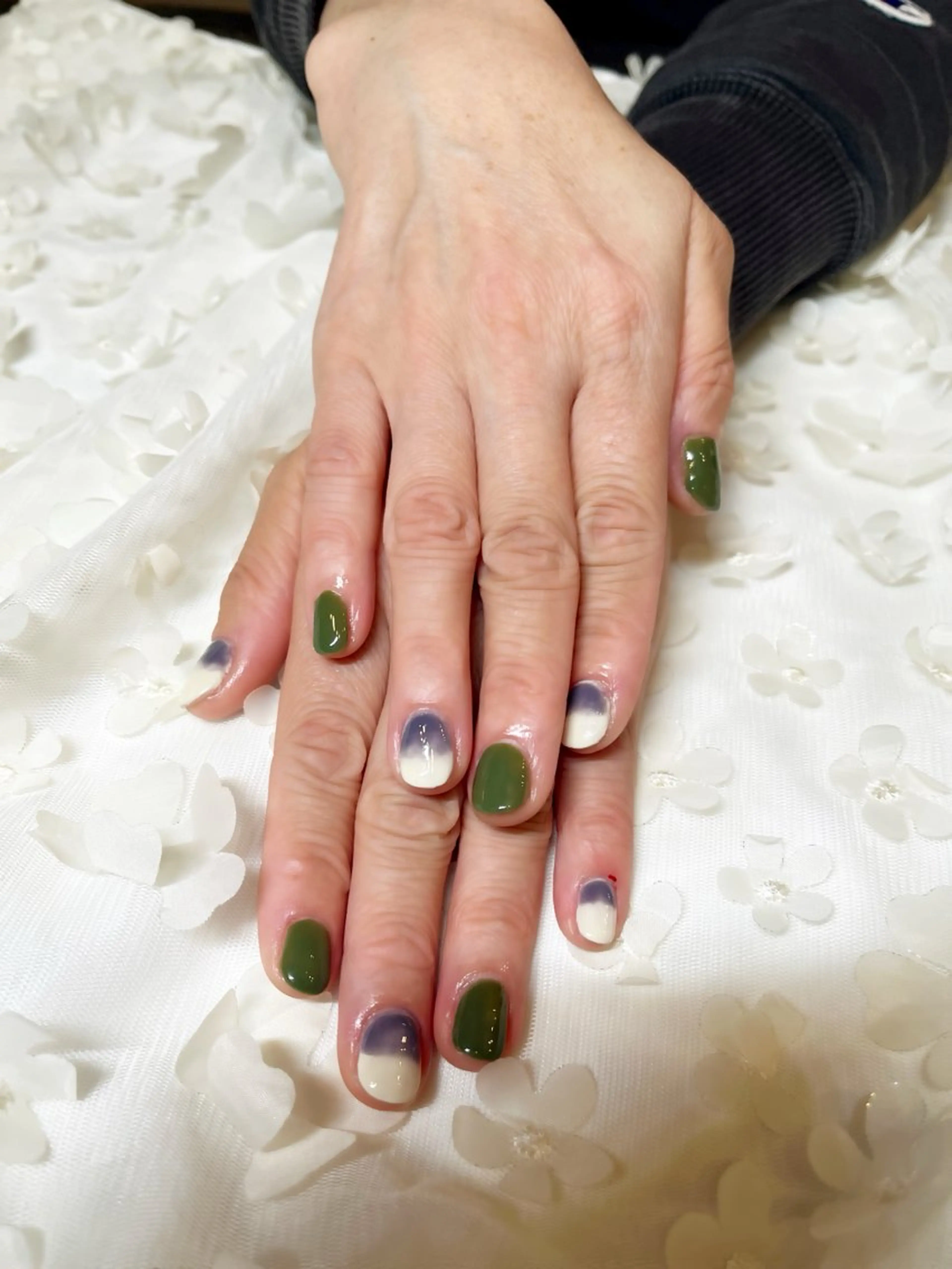 ネイル ハンドネイル GARDEN GELのネイルデザイン