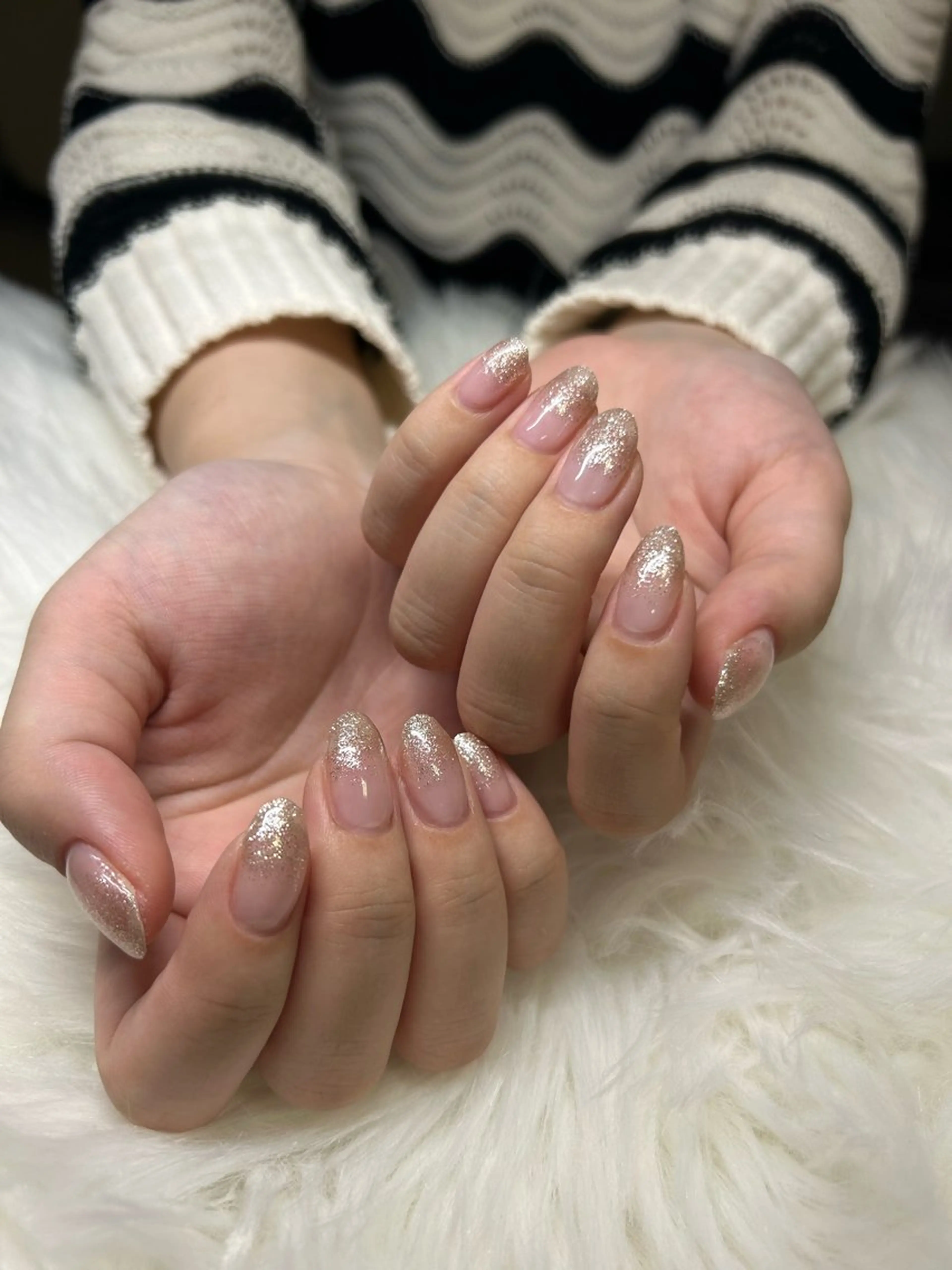 ネイル グラデーション ラメ(グリッター) ラメグラデーション private nailsalon Alice所属・Alice / Nanaのネイルデザイン