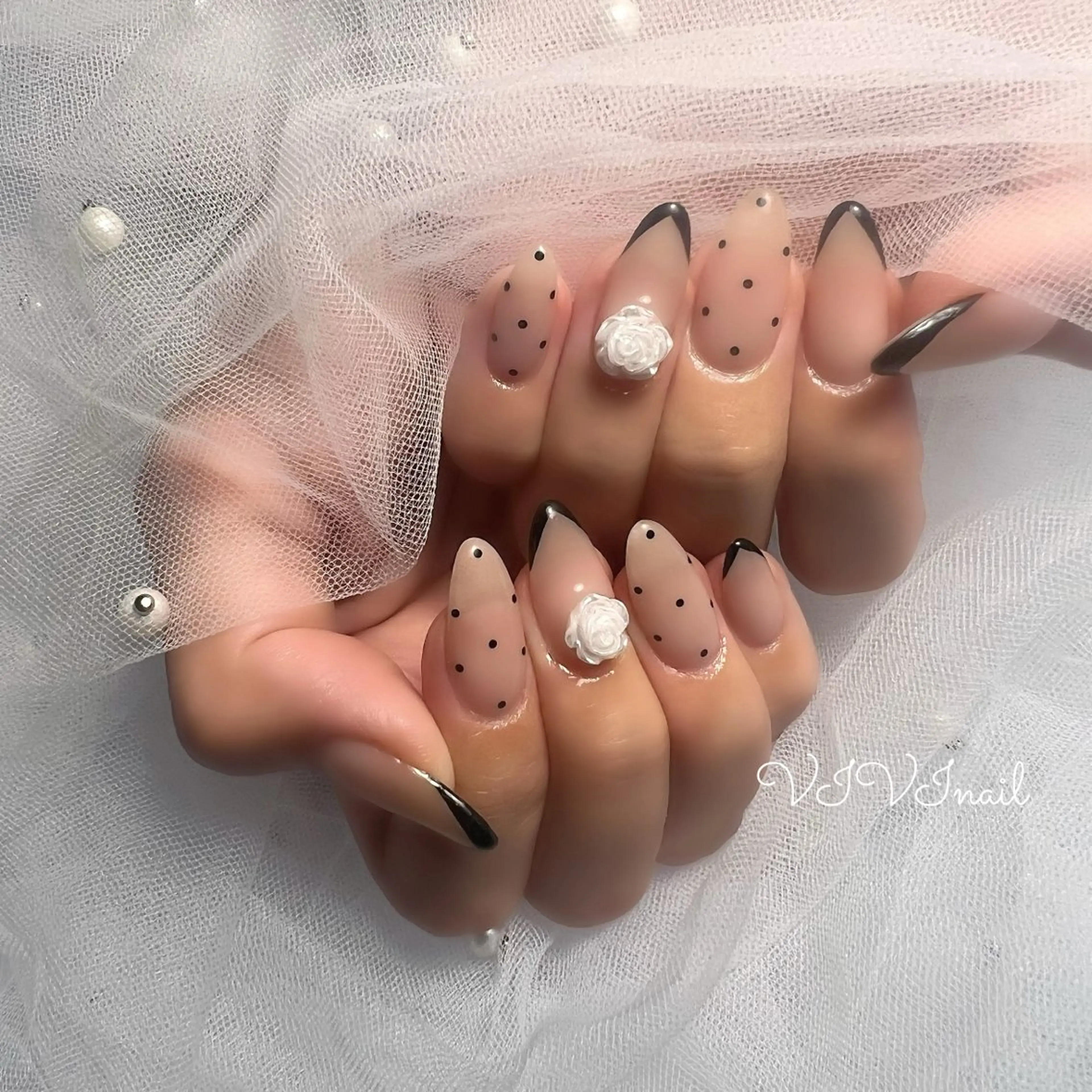 ネイル フレンチネイル ハンドネイル vivi nailのネイルデザイン