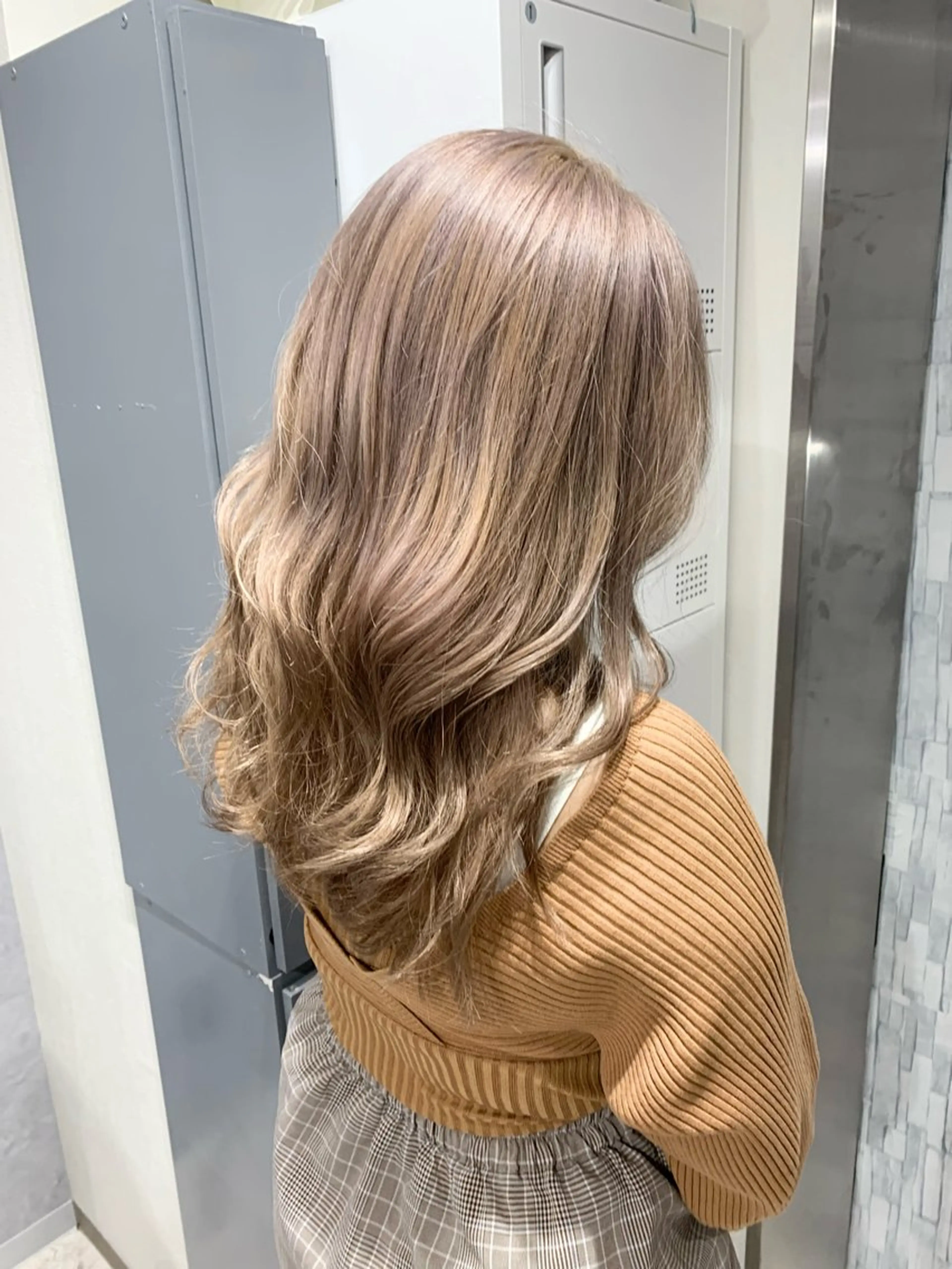 ロング 池袋/ダブルカラー GLADGE🩵のヘアスタイル