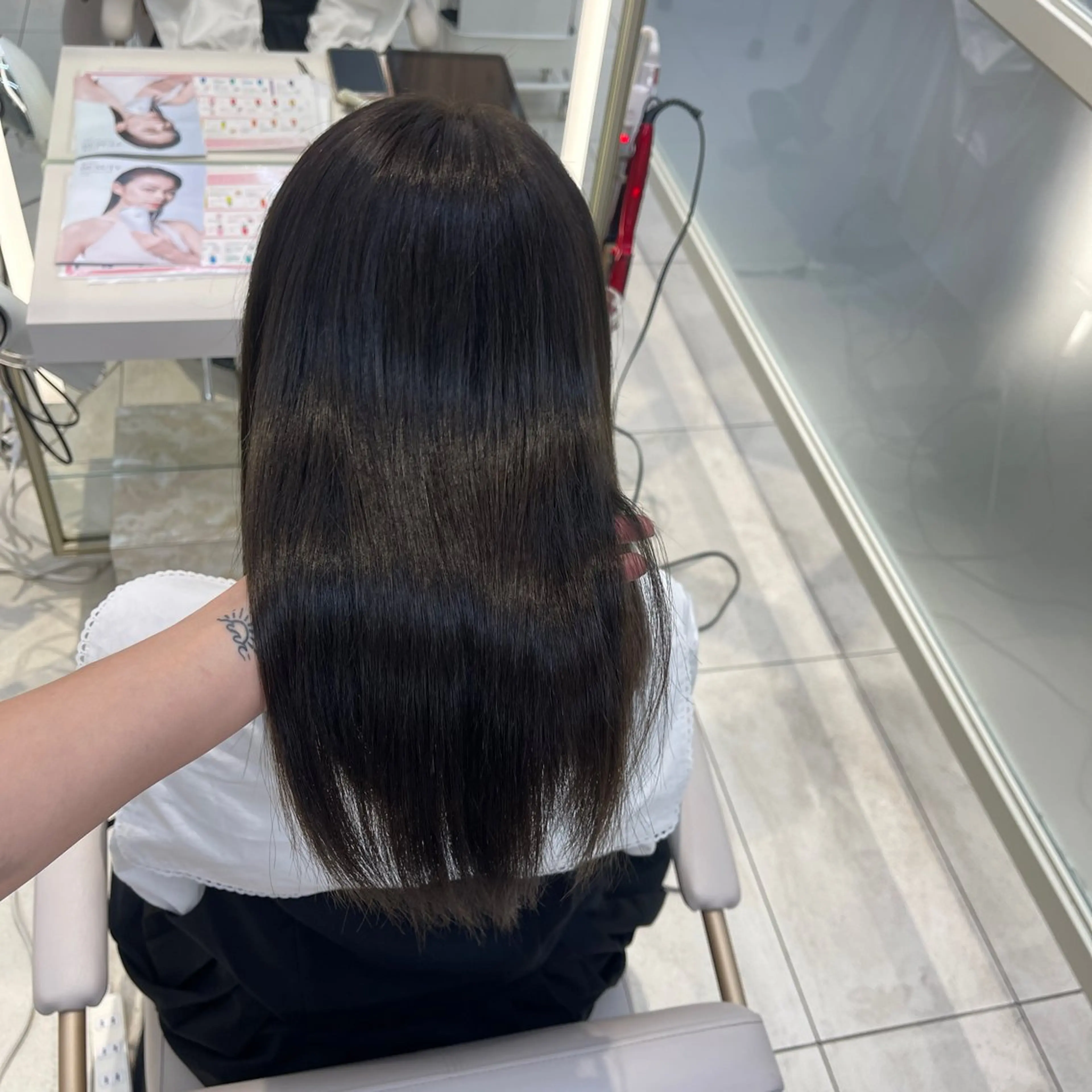 ミディアム カラー Hina🤎ベージュ 、グレージュ🤎のヘアスタイル