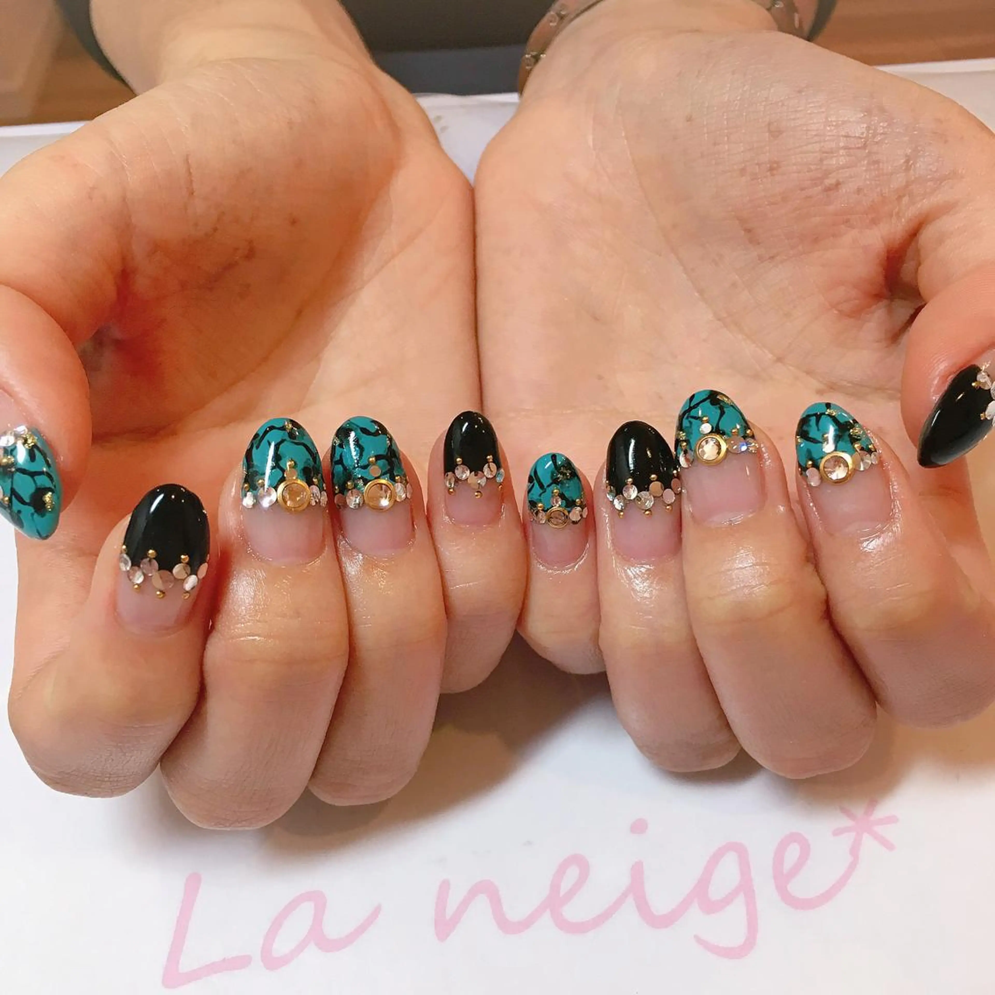 ネイル La neige* yuki 🥯🍑のネイルデザイン