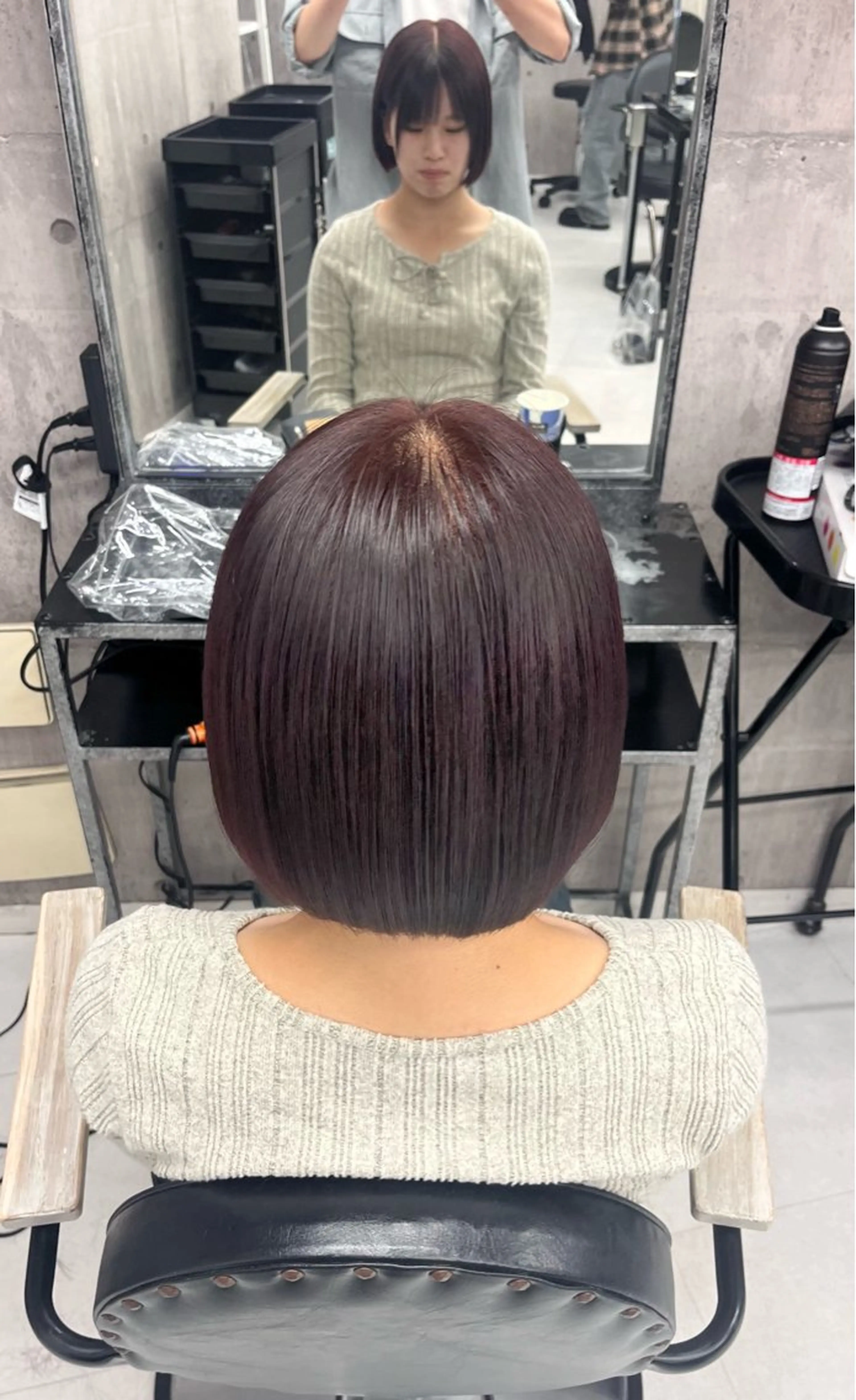 ショート アッシュ ミストバング パープルカラー イエローカラー ハイライト カット ヘアカラー トリートメント hayato🌟/ やわらかハイトーンのヘアスタイル