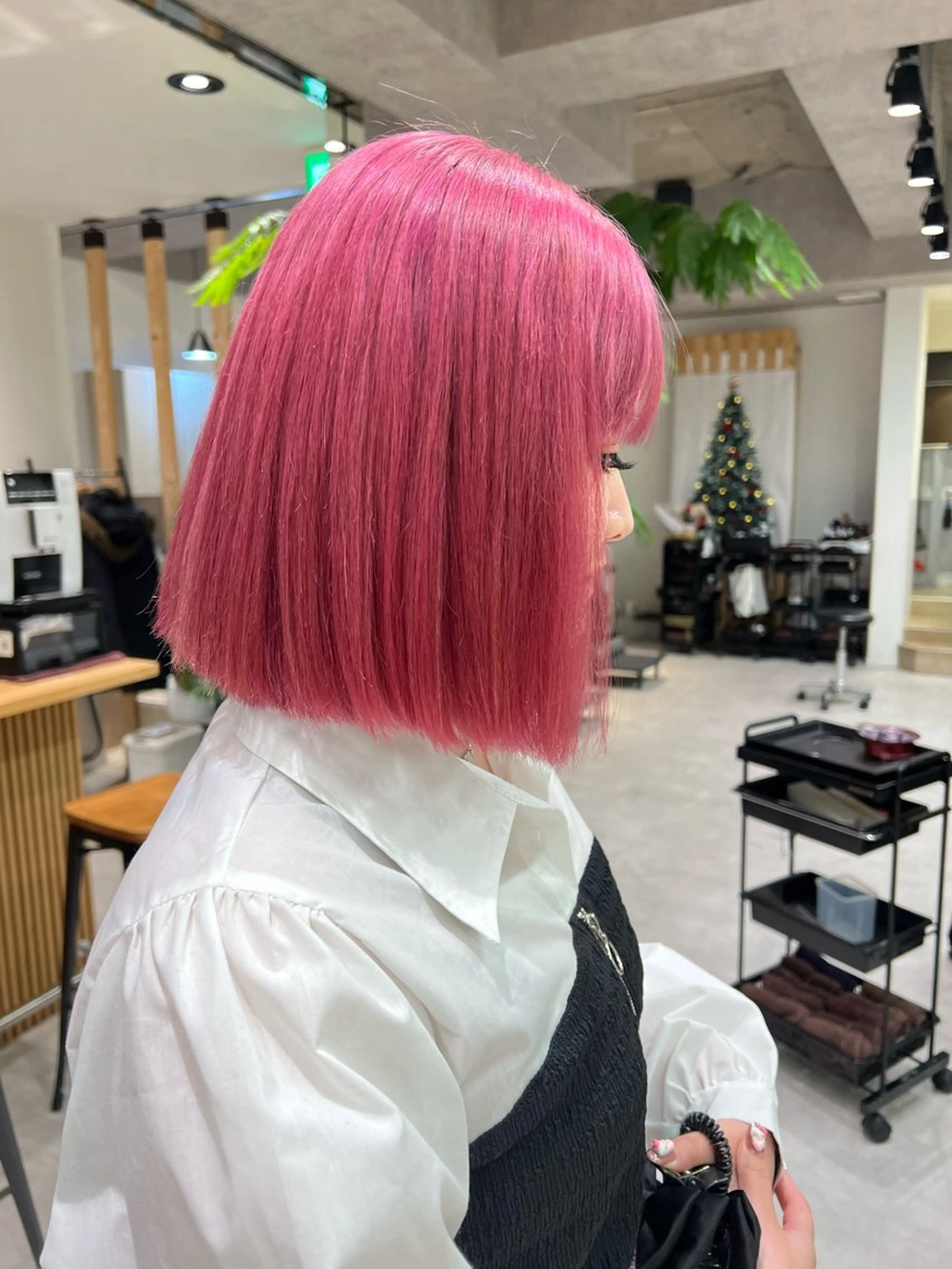 ショート カラー ダブルカラーブリーチ 髪質改善　縮毛矯正のヘアスタイル