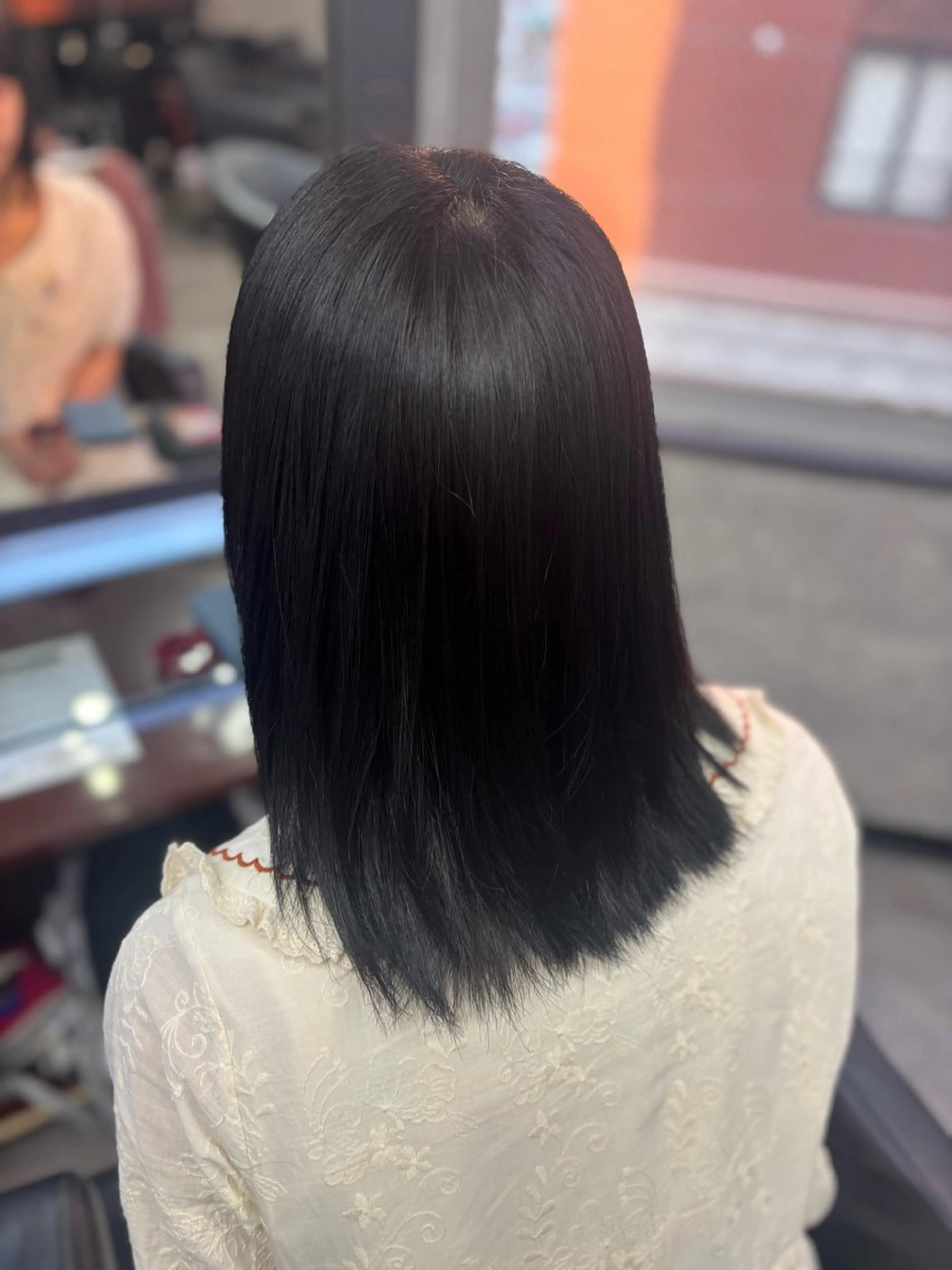 カラー しおり ★のヘアスタイル