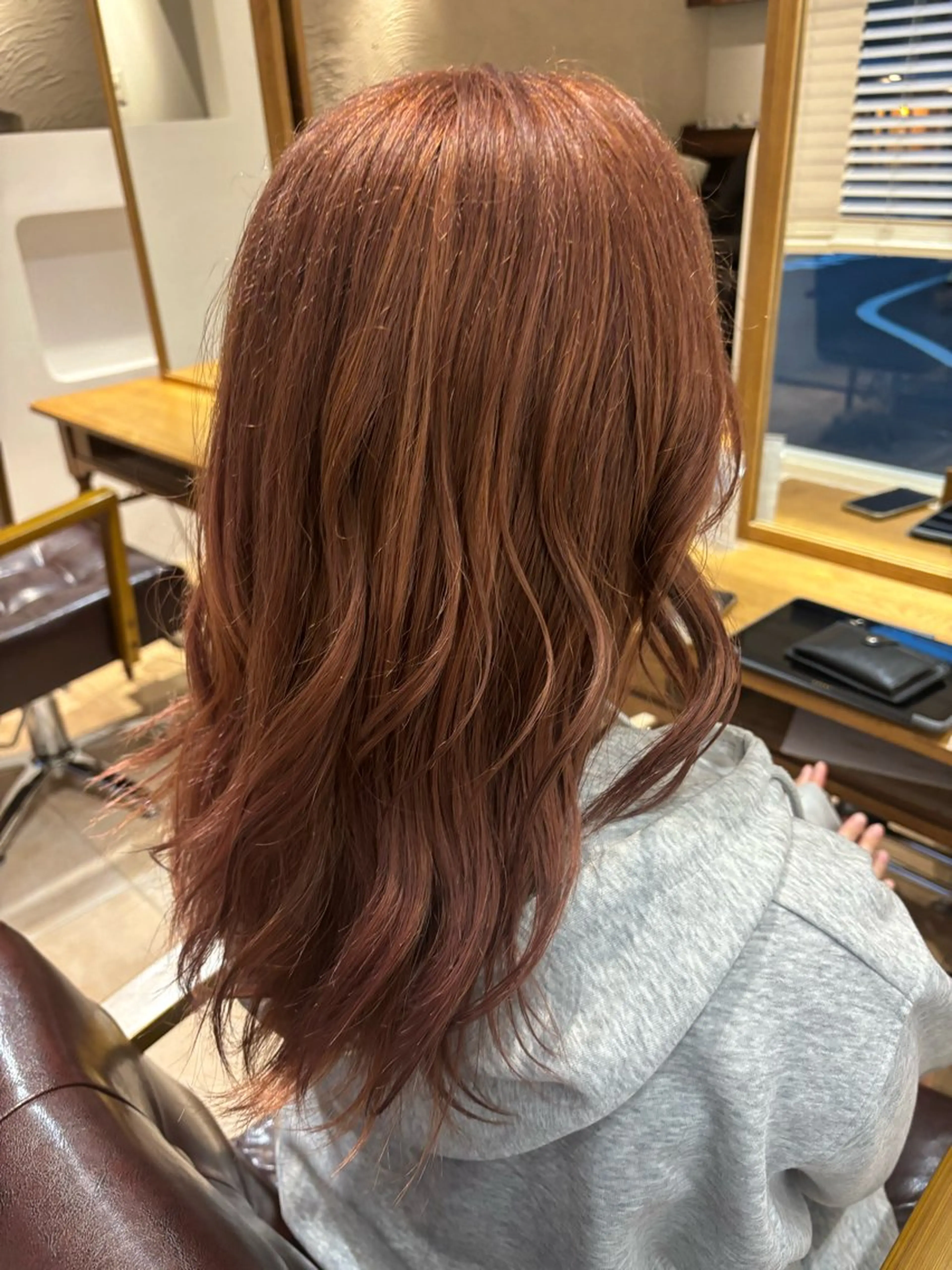 ミディアム カラー ベージュカラー ダブルカラー ミルクティーベージュ ピンクカラー ヘアカラー 🌈透明感カラー🌈 🌟吉田祐介🌟のヘアスタイル