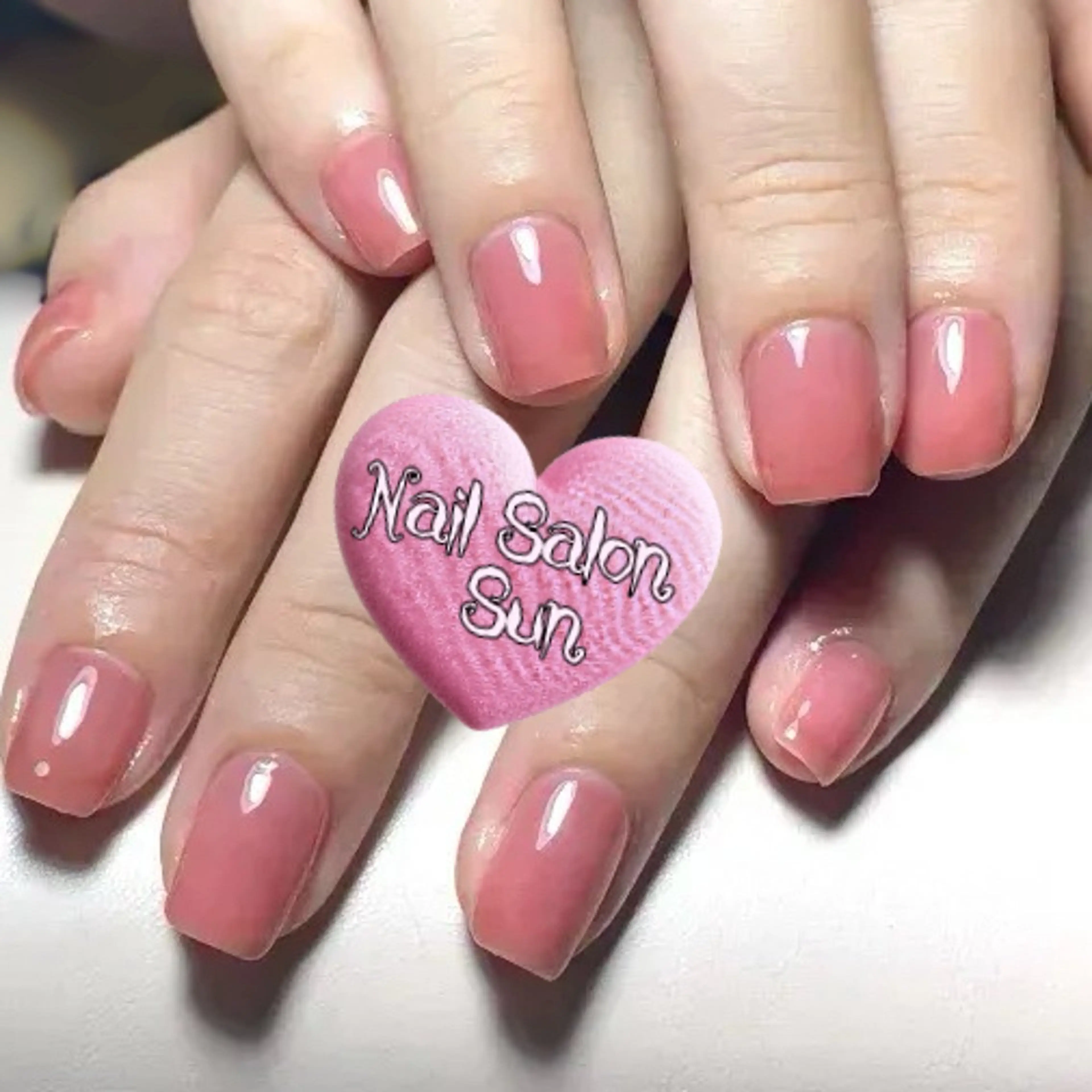 ネイル ハンドネイル Sun Nail サン ネイルサロンのネイルデザイン