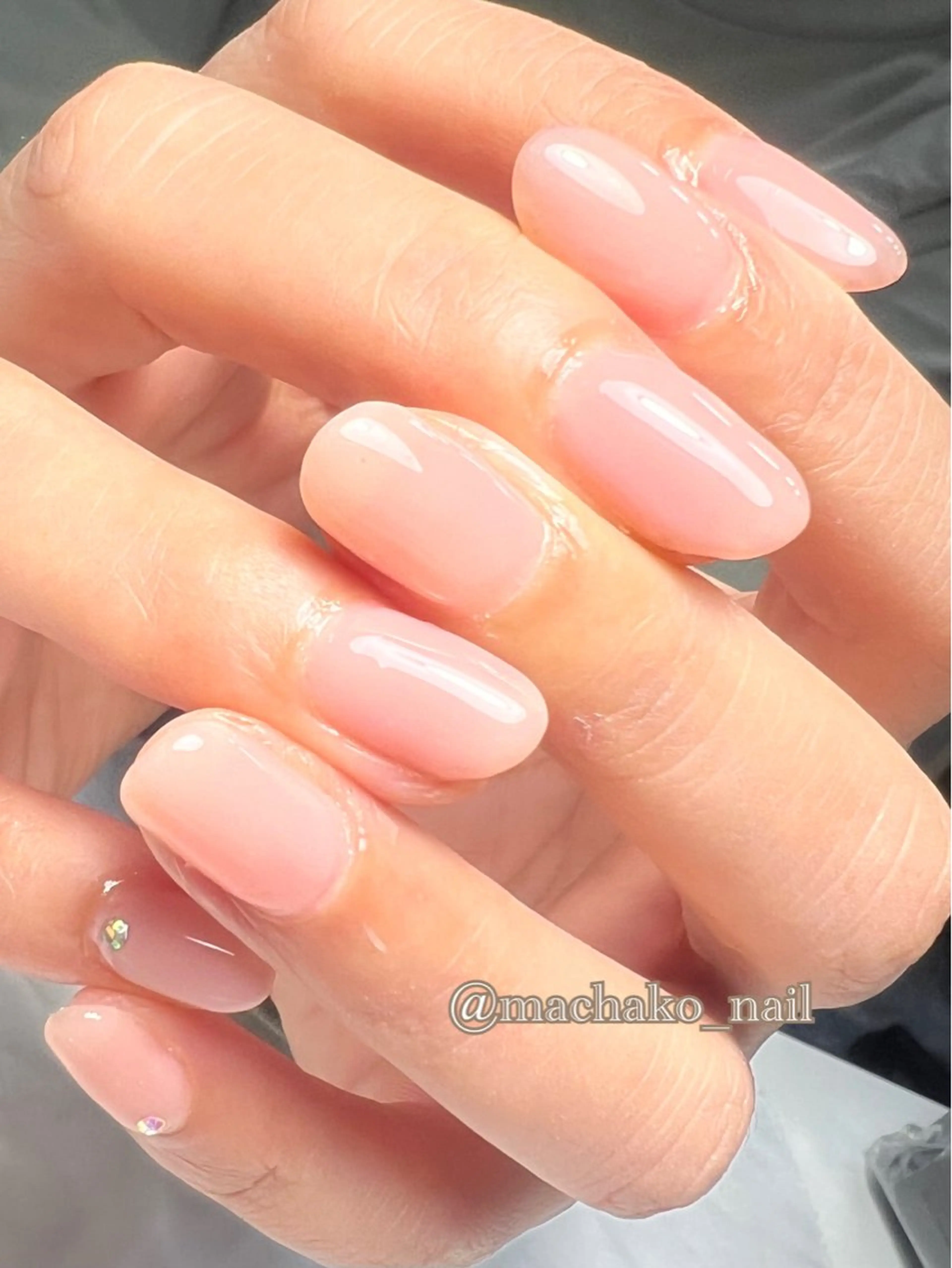 ♡他店オフ無料★ワンカラー・ラメ・クリア♡ワンポイントスワロ付き♪の写真