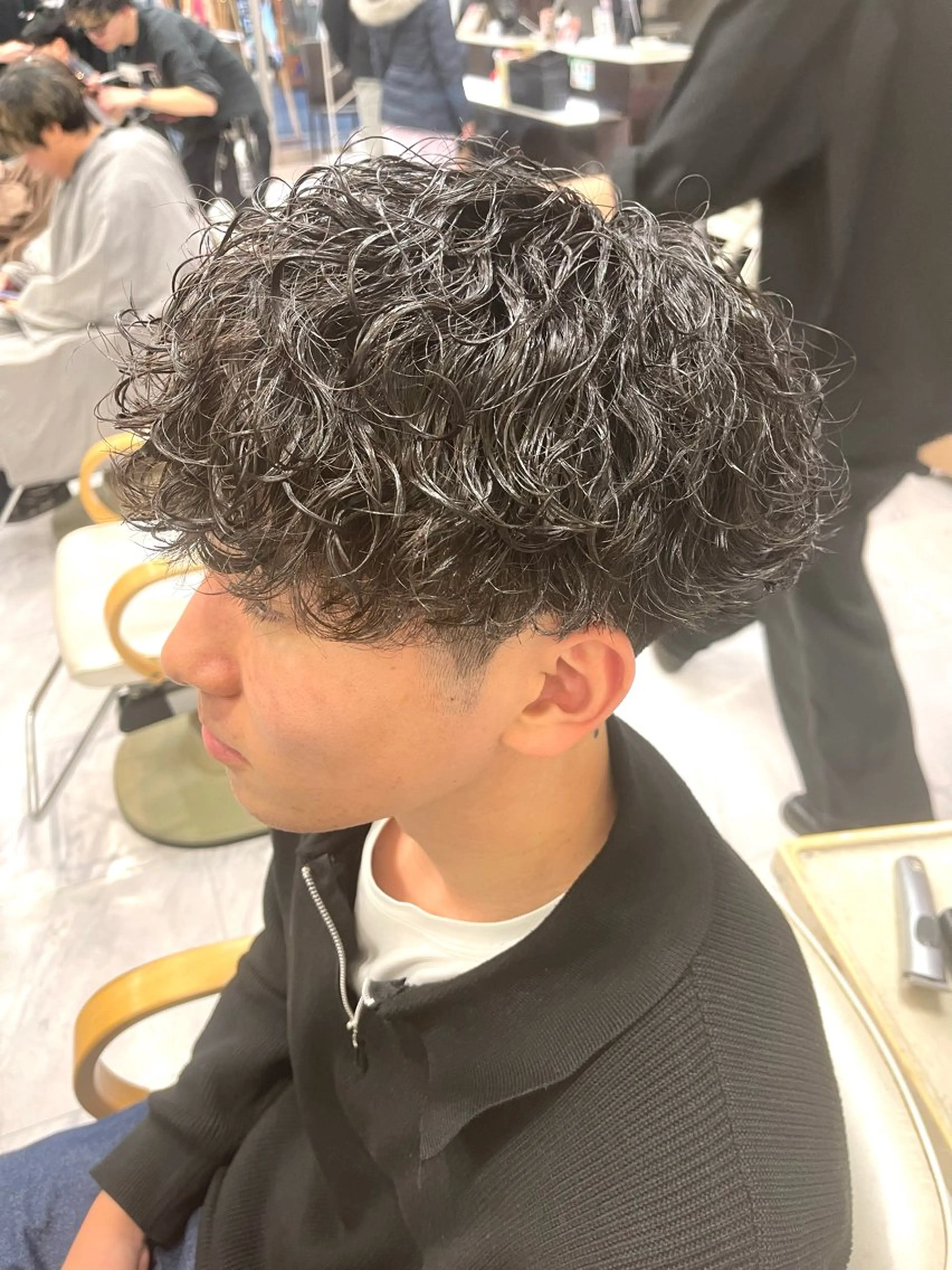 ショート パーマ メンズ メンズパーマ 波巻きパーマ カット パーマ トリートメント 🌻メンズカット 落合諒🌻のヘアスタイル